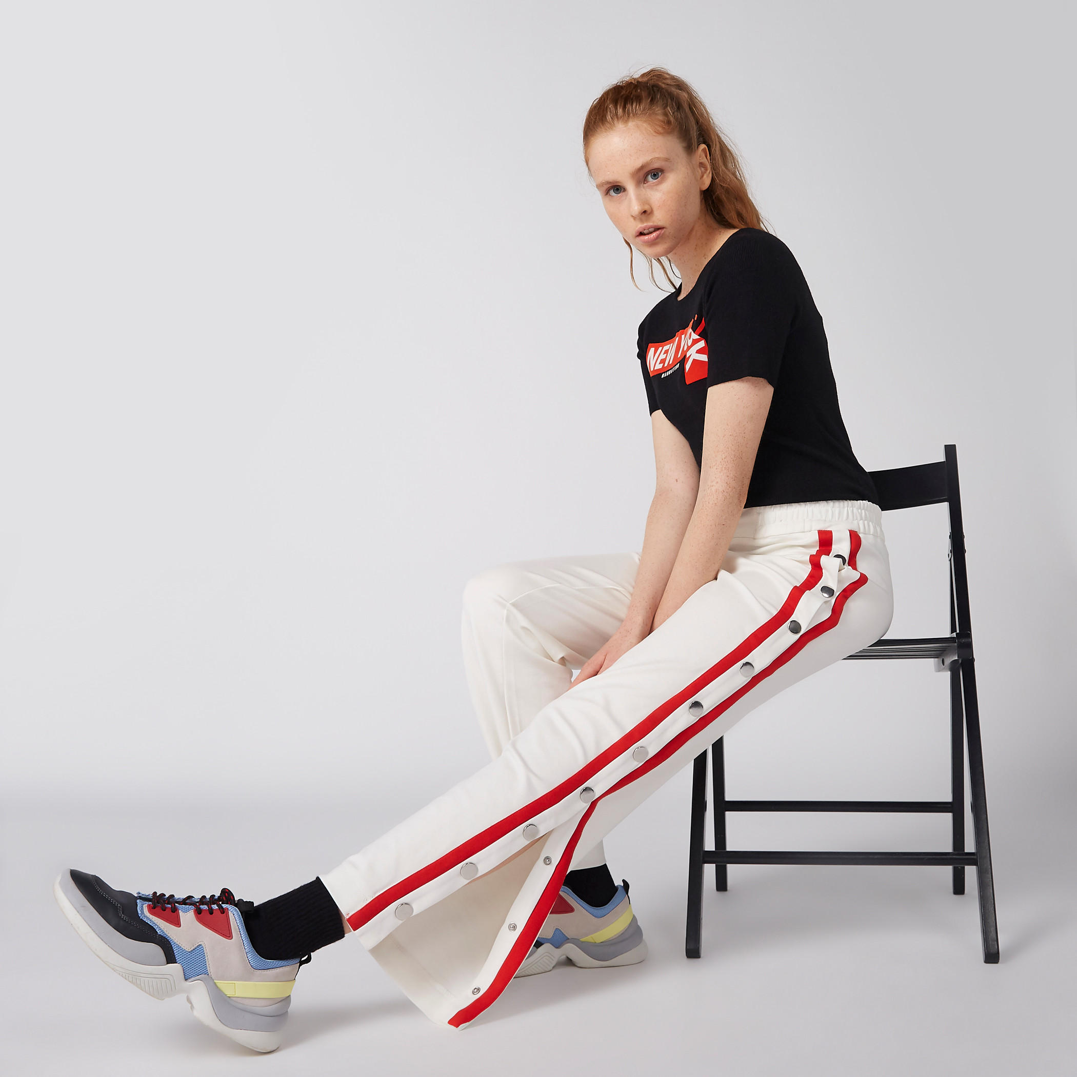 تيشيرت بطبعات بياقة مستديرة وأكمام قصيرة-women-clothing-tshirts-image-2