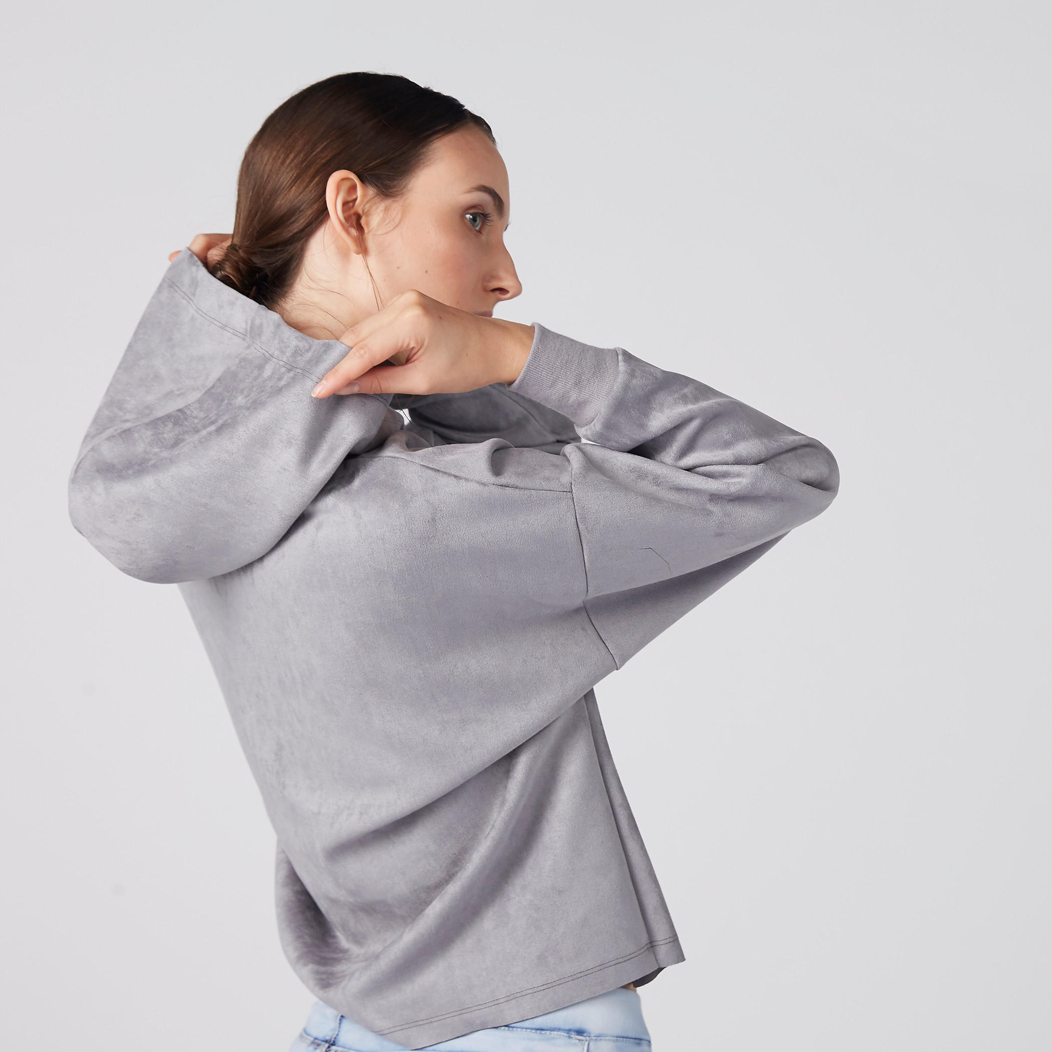 سويت شيرت مُطرّز بأكمام طويلة وقبعة-women-winterwear-hoodiesandsweatshirts-hoodies-image-3