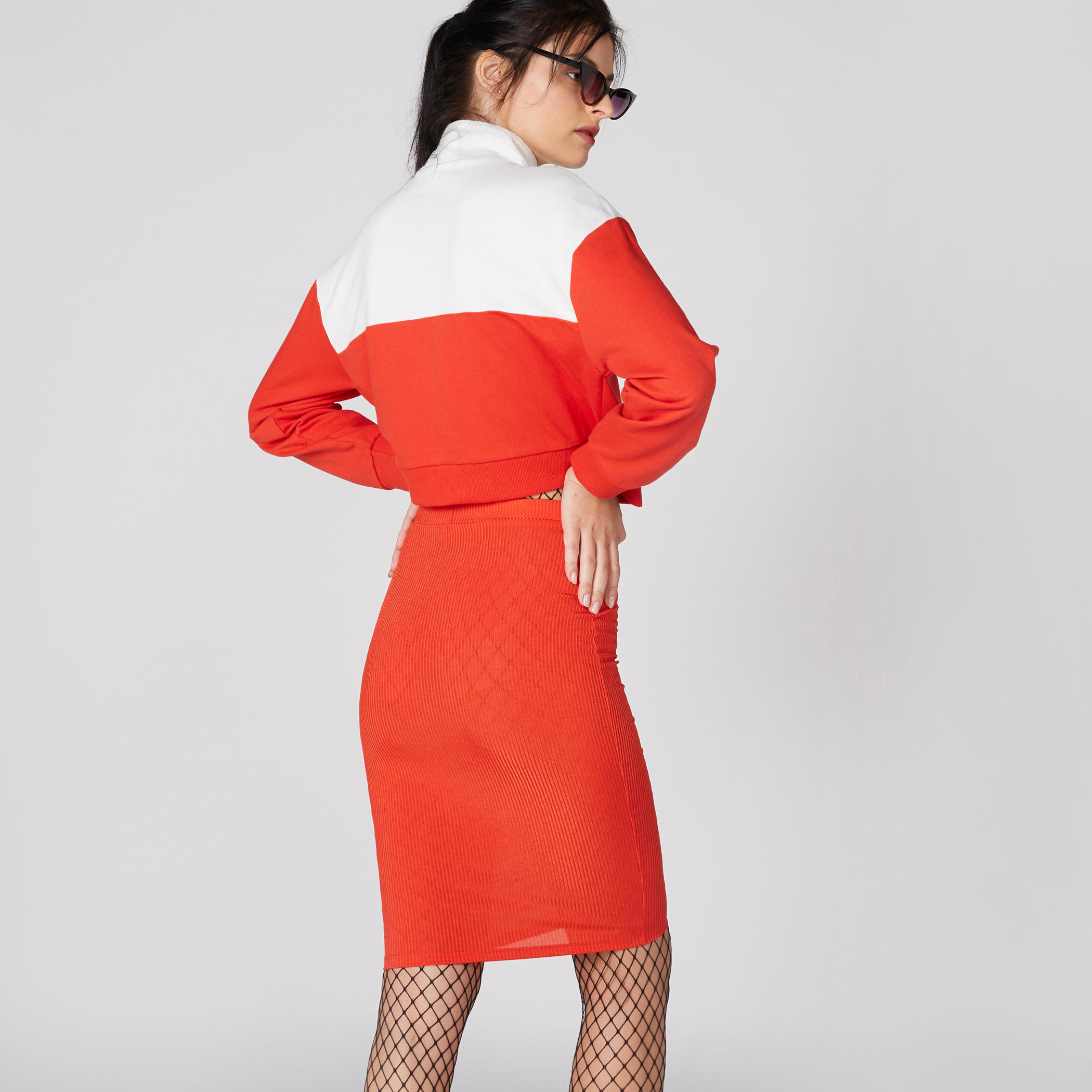 تنورة ضيّقة بتصميم مضلّع وخصر مطّاطي-women-clothing-bottoms-skirts-image-2