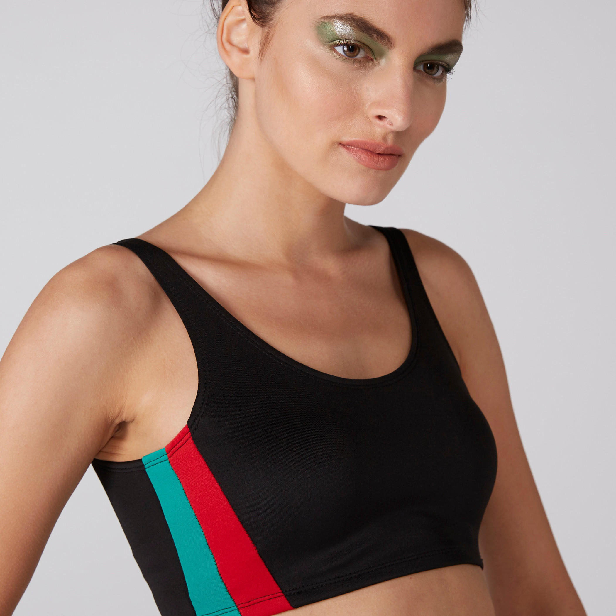 صدريّة رياضية مقلّمة بياقة عميقة-sports-women-clothing-sportsbras-image-4