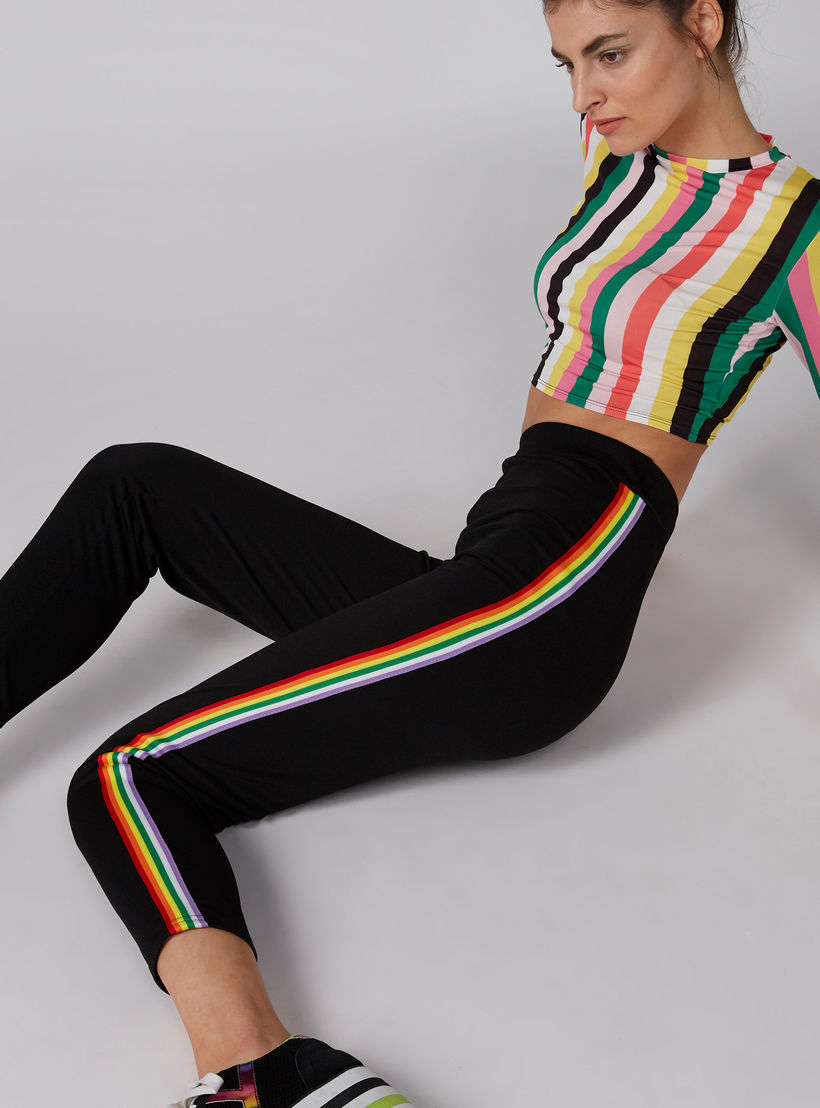 بنطال قصير بخصر مطّاطي-women-clothing-bottoms-trousers-image-4