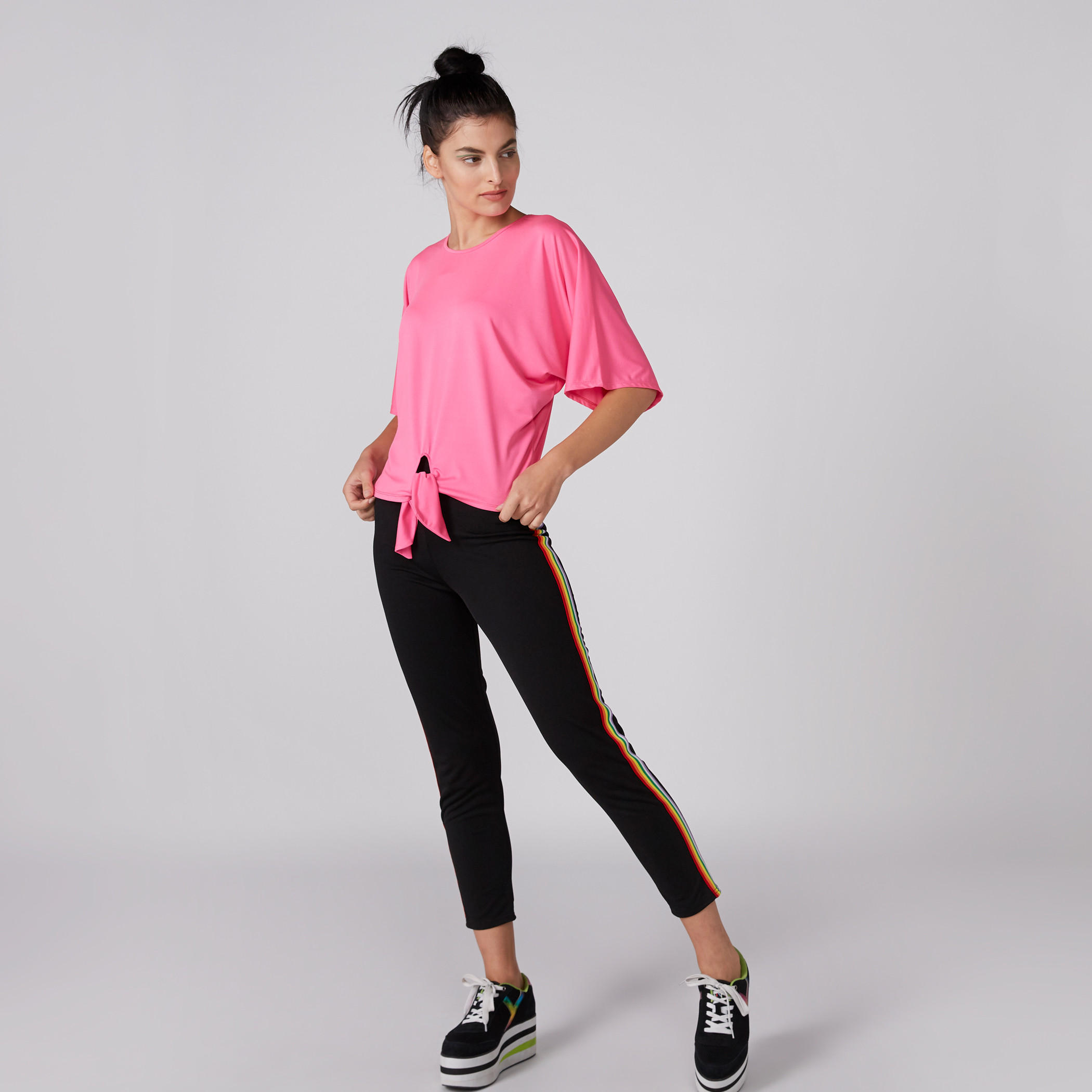 بلوزة بياقة مستديرة وأكمام متصلة ورباط-women-clothing-shirtsandblouses-blouses-image-3