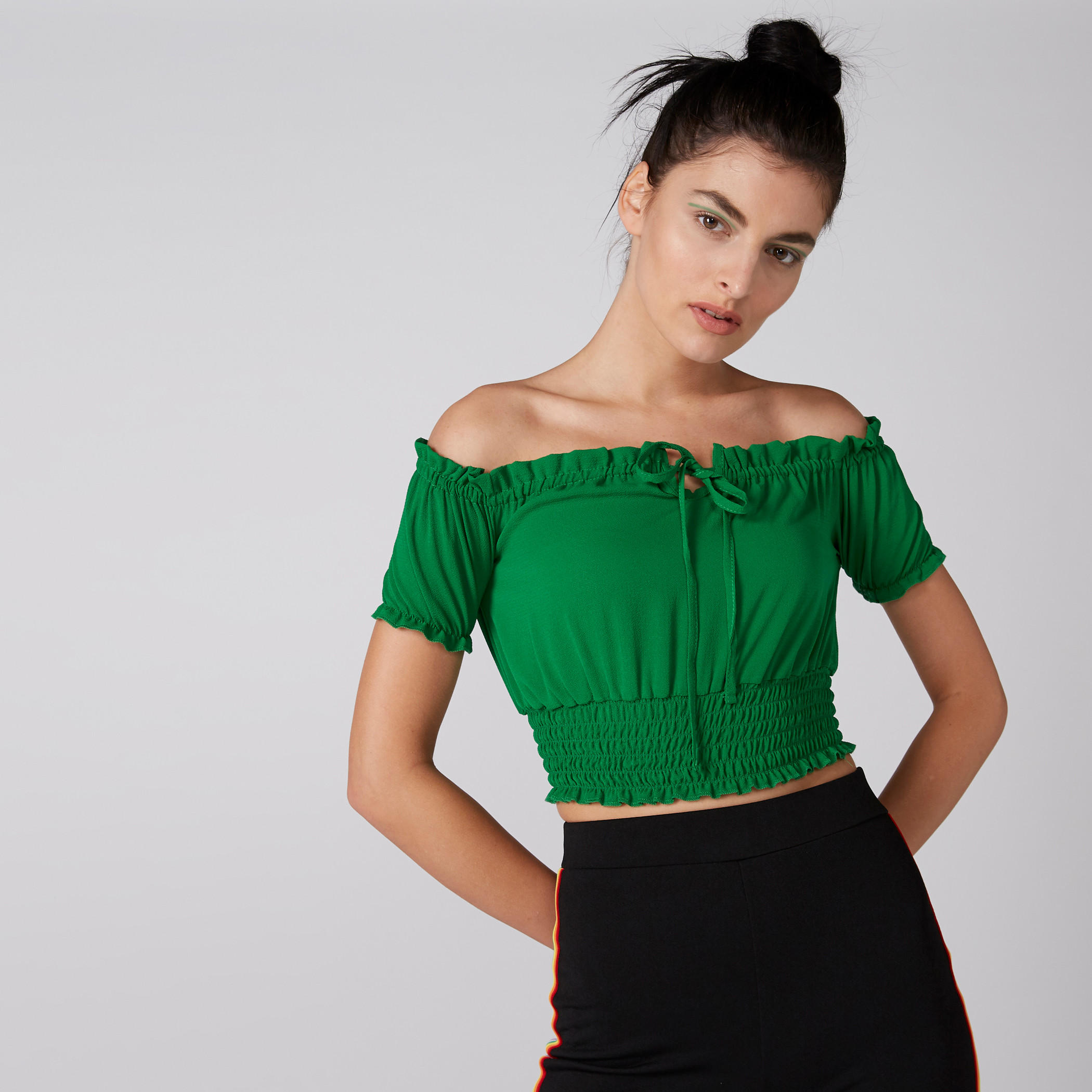 بلوزة قصيرة مكشوفة الأكتاف برباط ودرزات-women-clothing-shirtsandblouses-blouses-image-1