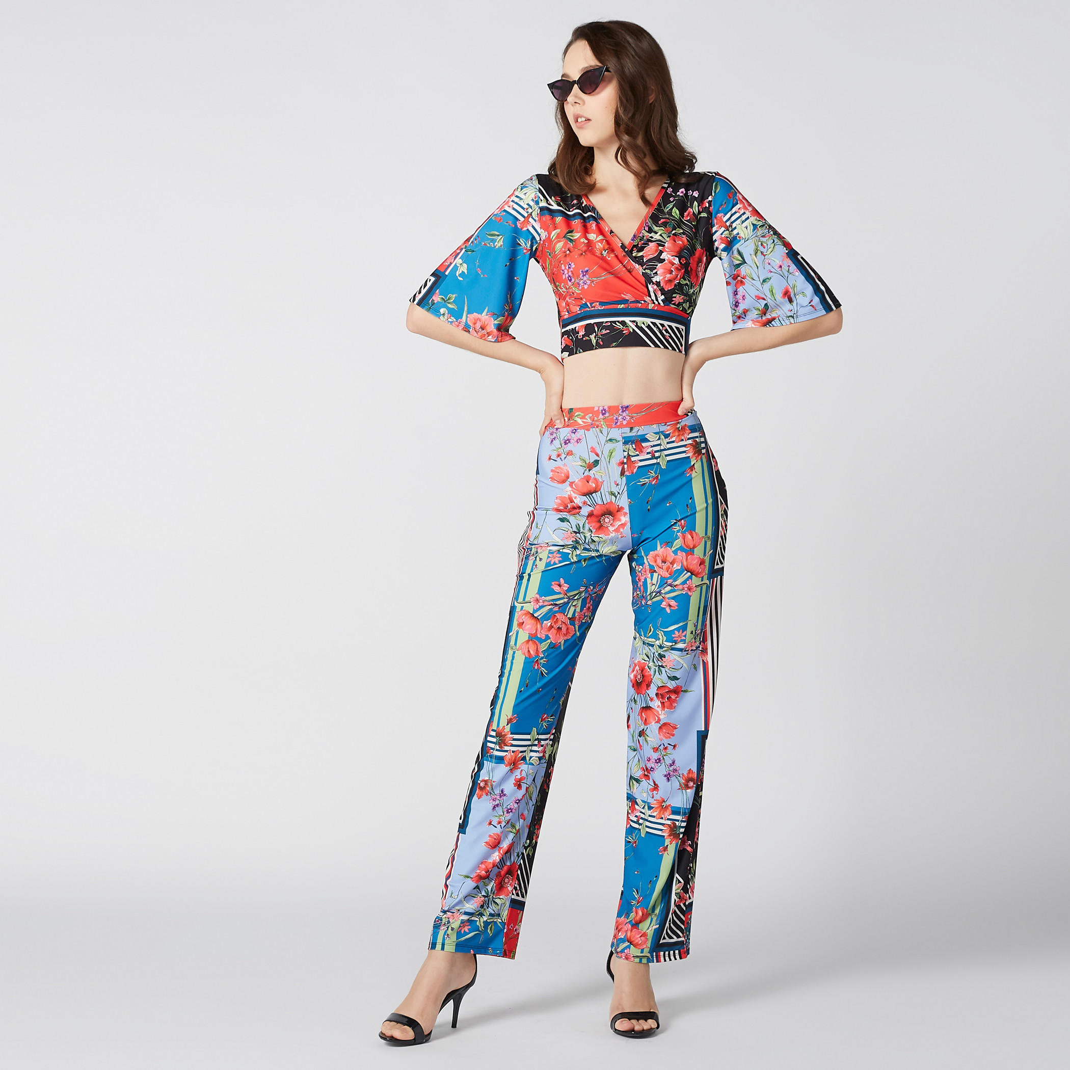 بنطال بالازو بطبعات زهرية-women-clothing-bottoms-trousers-image-2
