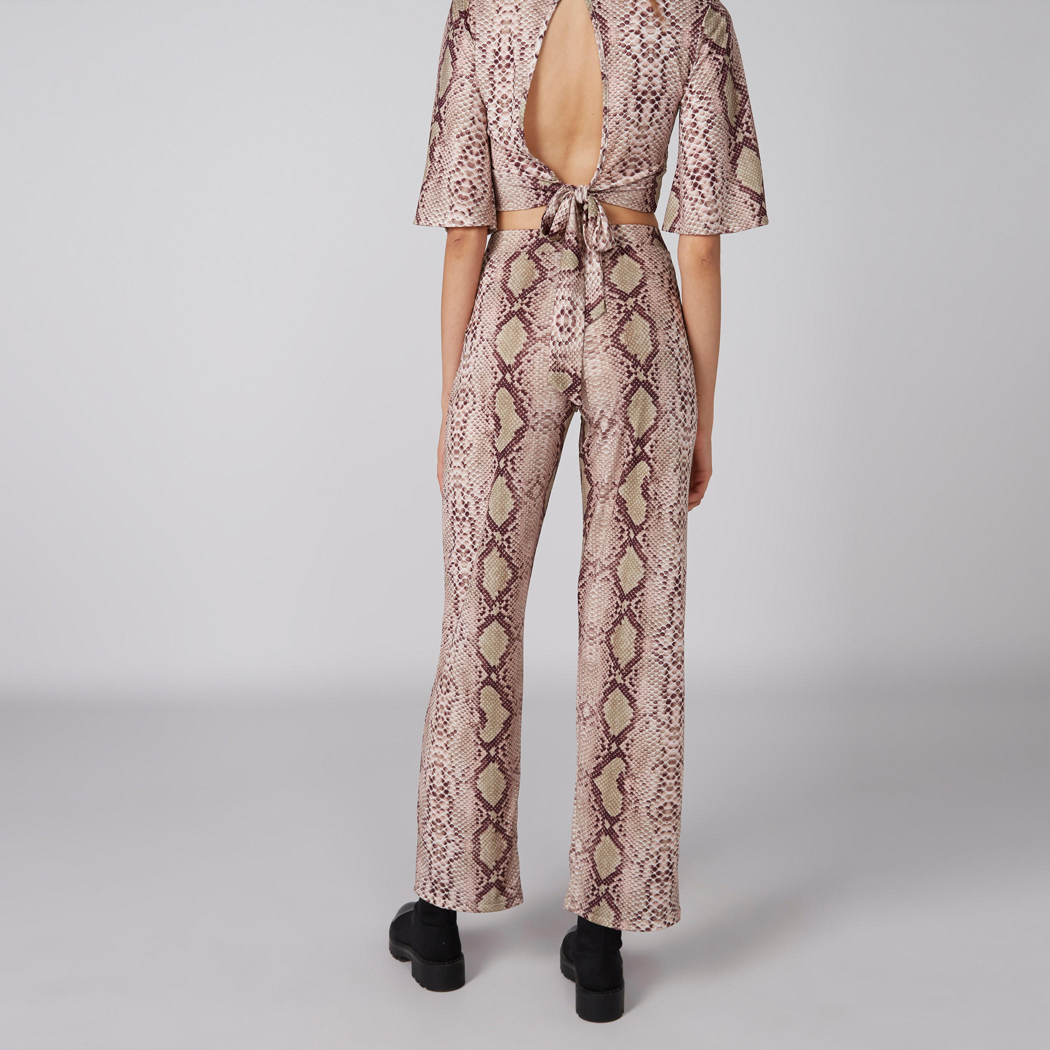 بنطال بالازو بخصر مطّاطي وطبعات-women-clothing-bottoms-trousers-image-2