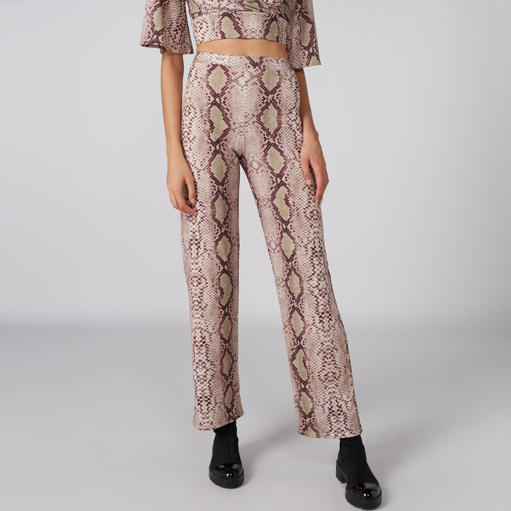 بنطال بالازو بخصر مطّاطي وطبعات-women-clothing-bottoms-trousers-image-3