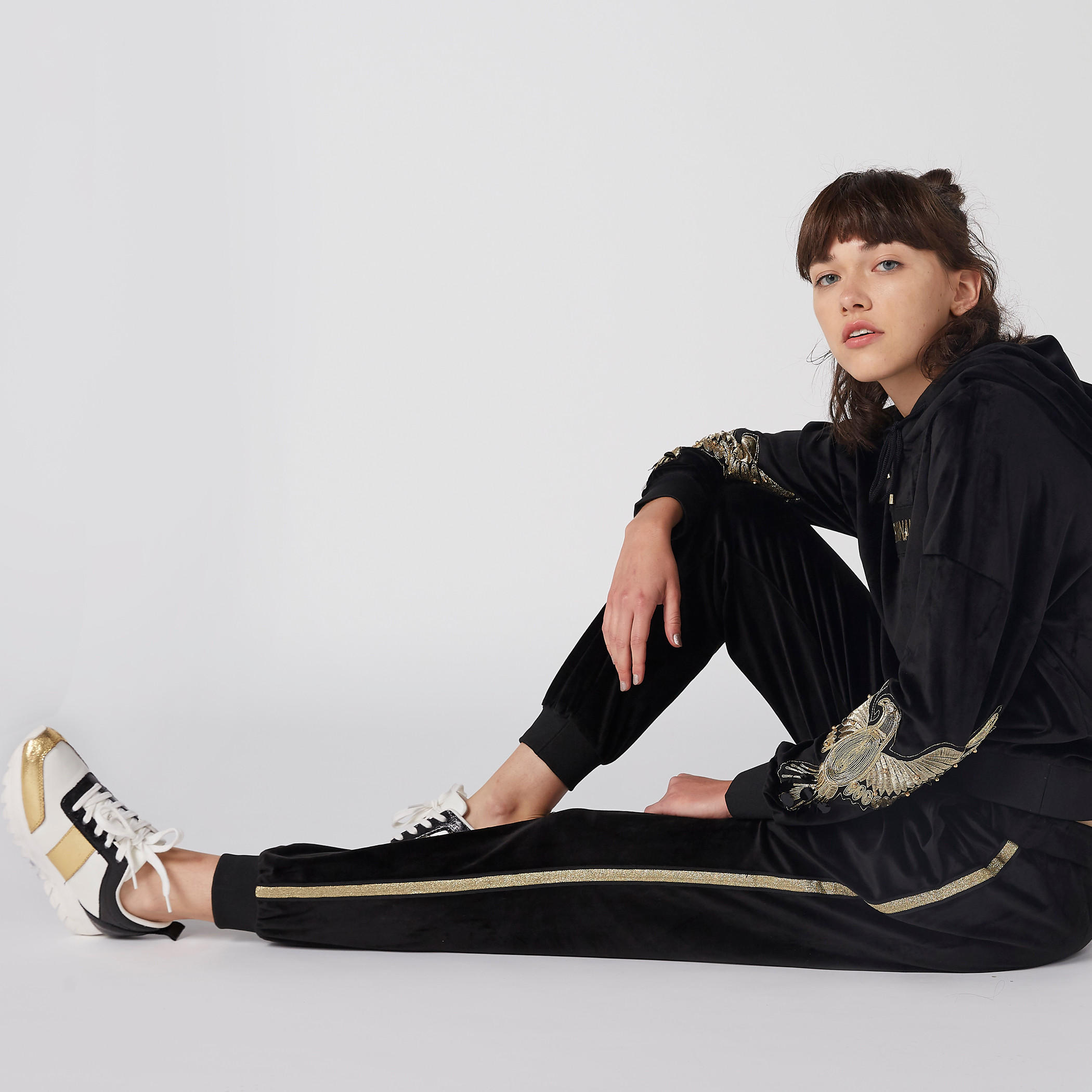 بنطال رياضي طويل بخصر مطّاطي-women-clothing-bottoms-joggers-image-1
