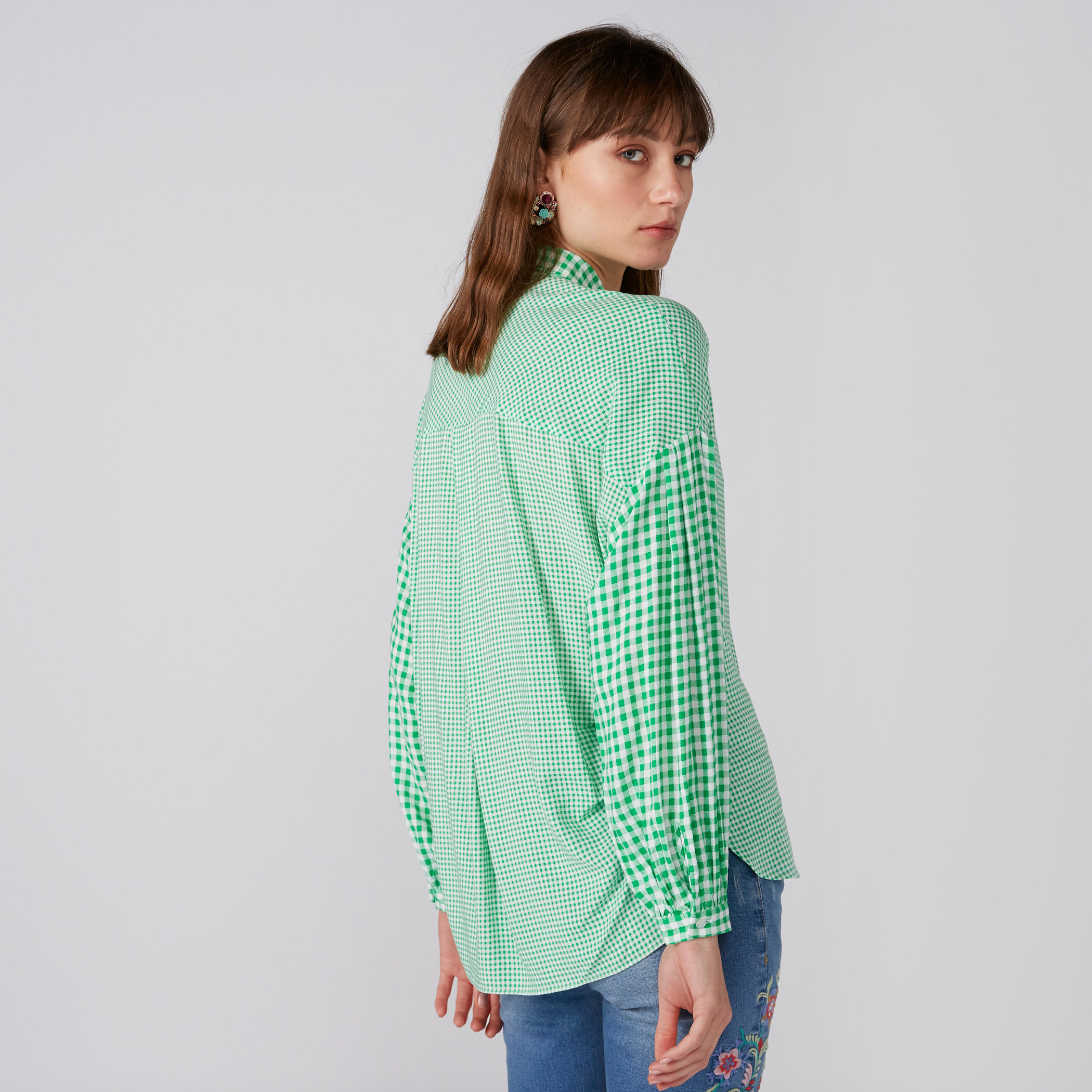قميص كاروهات بأكمام طويلة ووصلة أزرار غير مرئية-women-clothing-shirtsandblouses-shirts-image-3