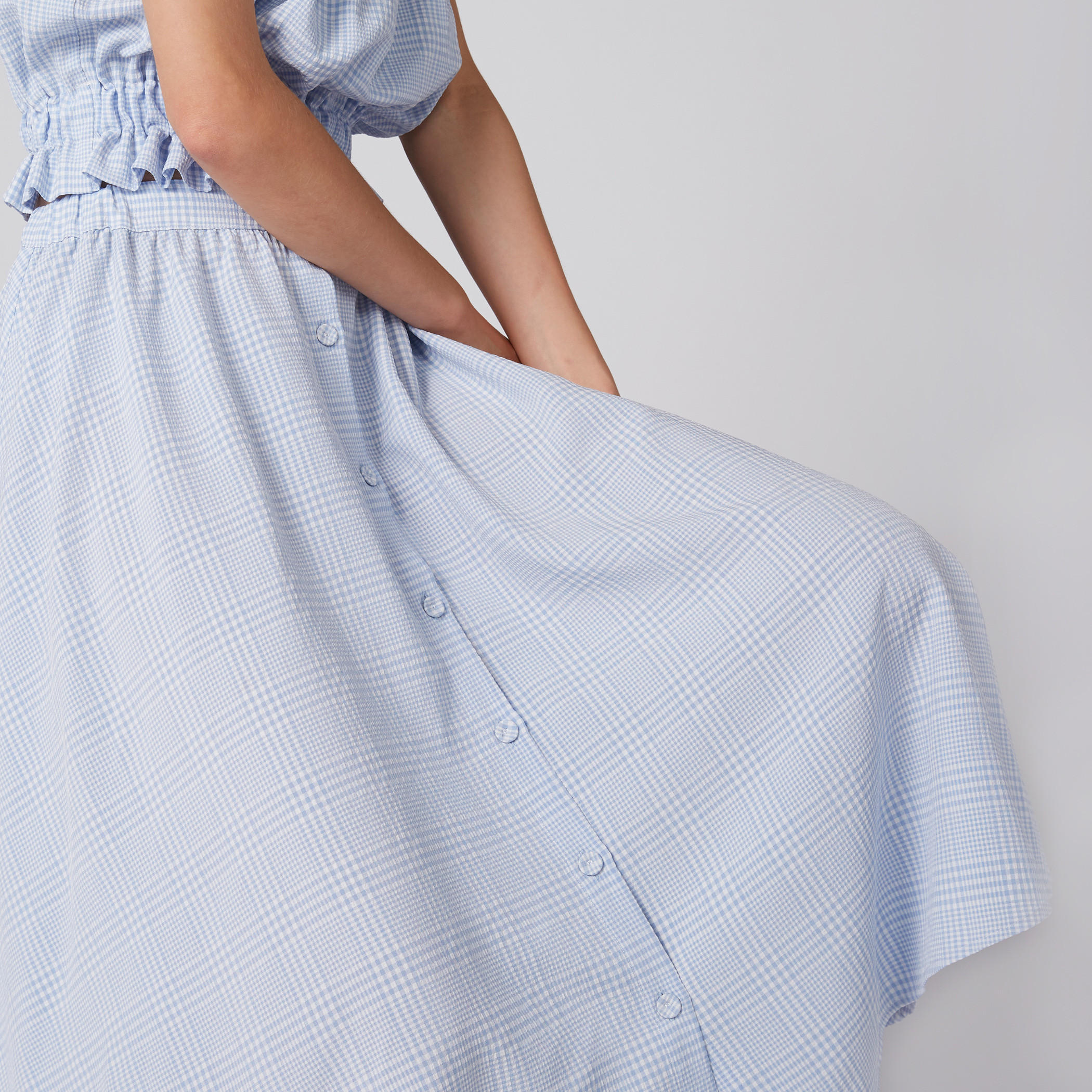 تنورة كاروهات متوسطة الطول بخصر مطّاطي وزر إغلاق-women-clothing-bottoms-skirts-image-3