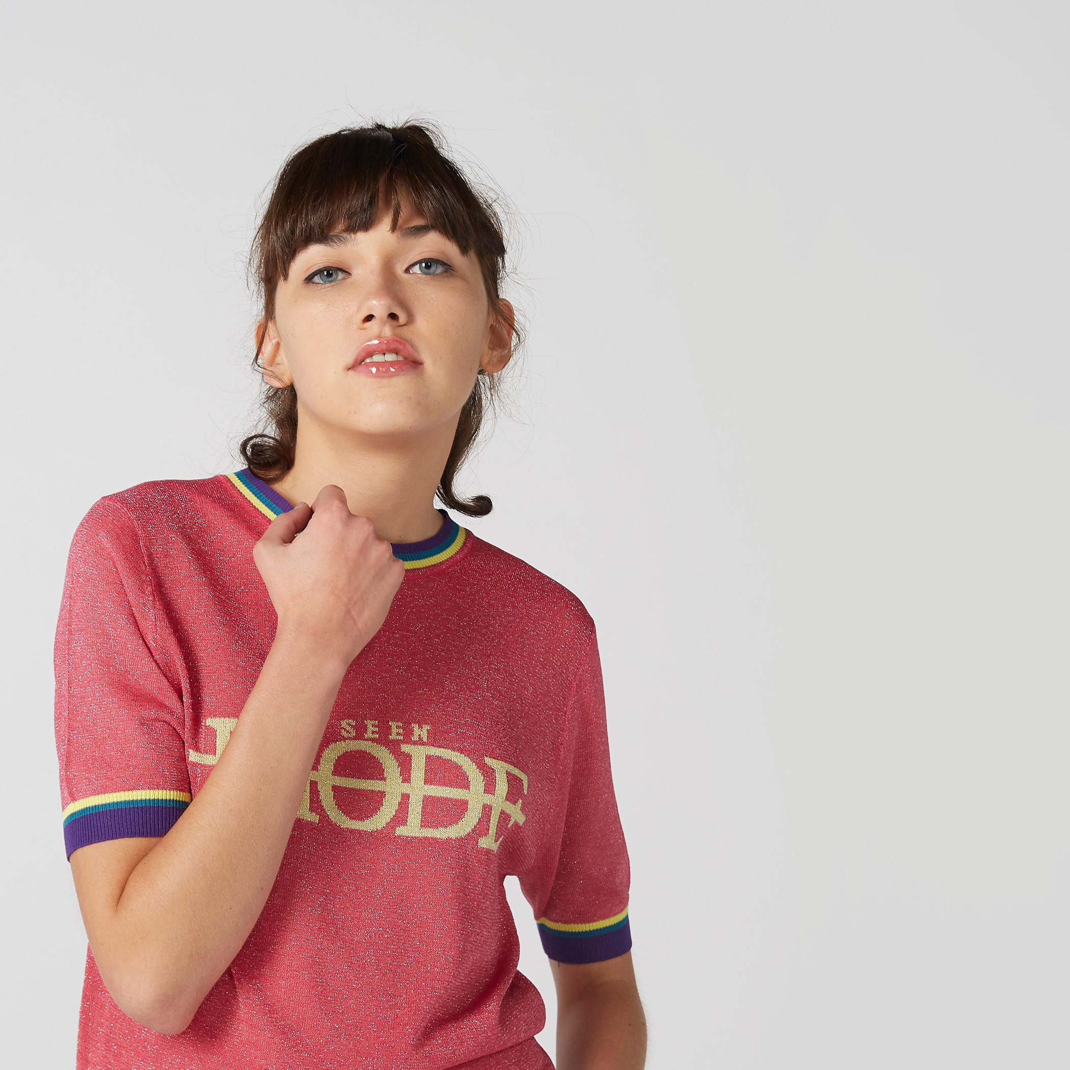 تيشيرت بياقة ضيّقة وأكمام قصيرة وطبعات-women-clothing-tshirts-image-2