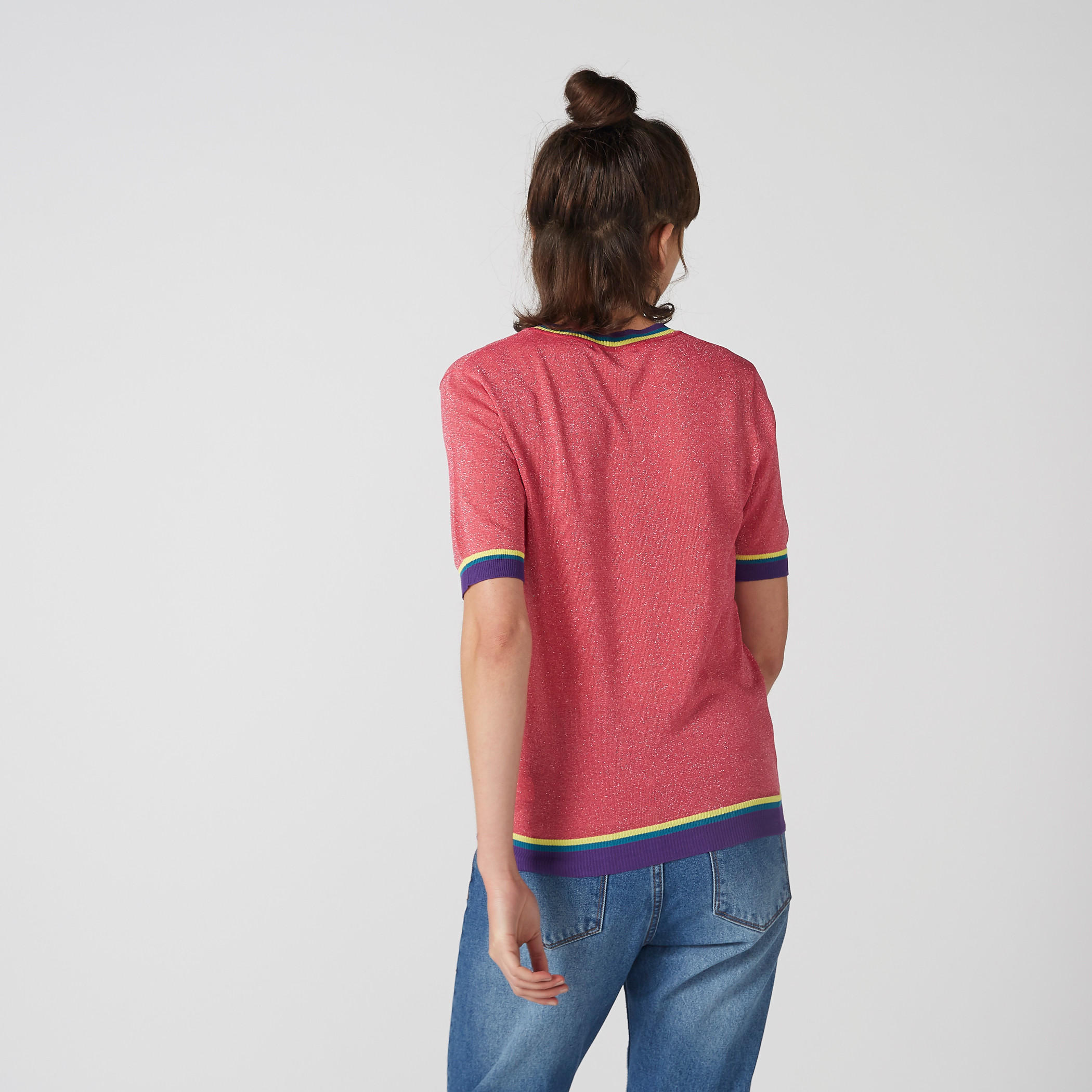 تيشيرت بياقة ضيّقة وأكمام قصيرة وطبعات-women-clothing-tshirts-image-3