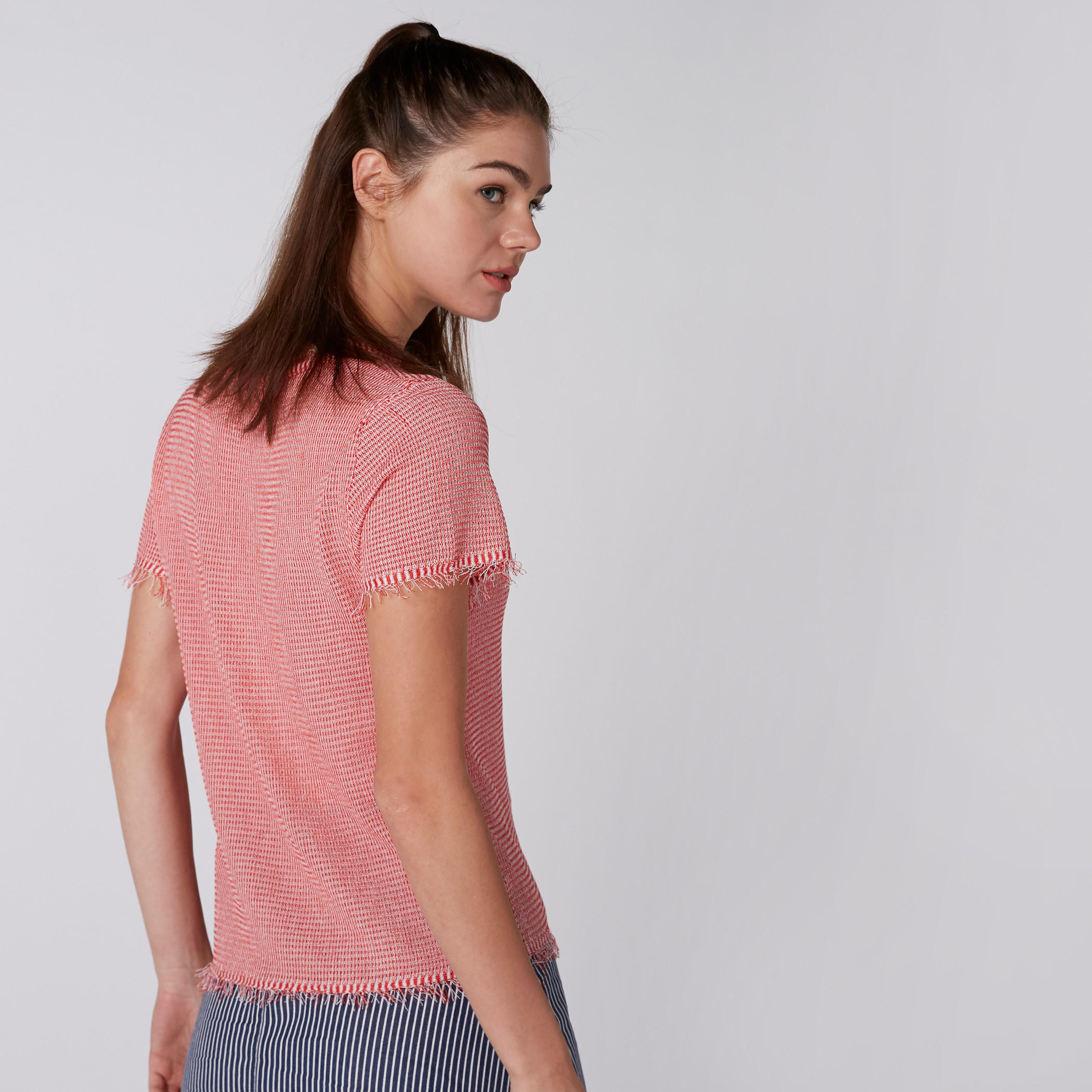 بلوزة بياقة مستديرة وأكمام قصيرة-women-clothing-tshirts-image-3