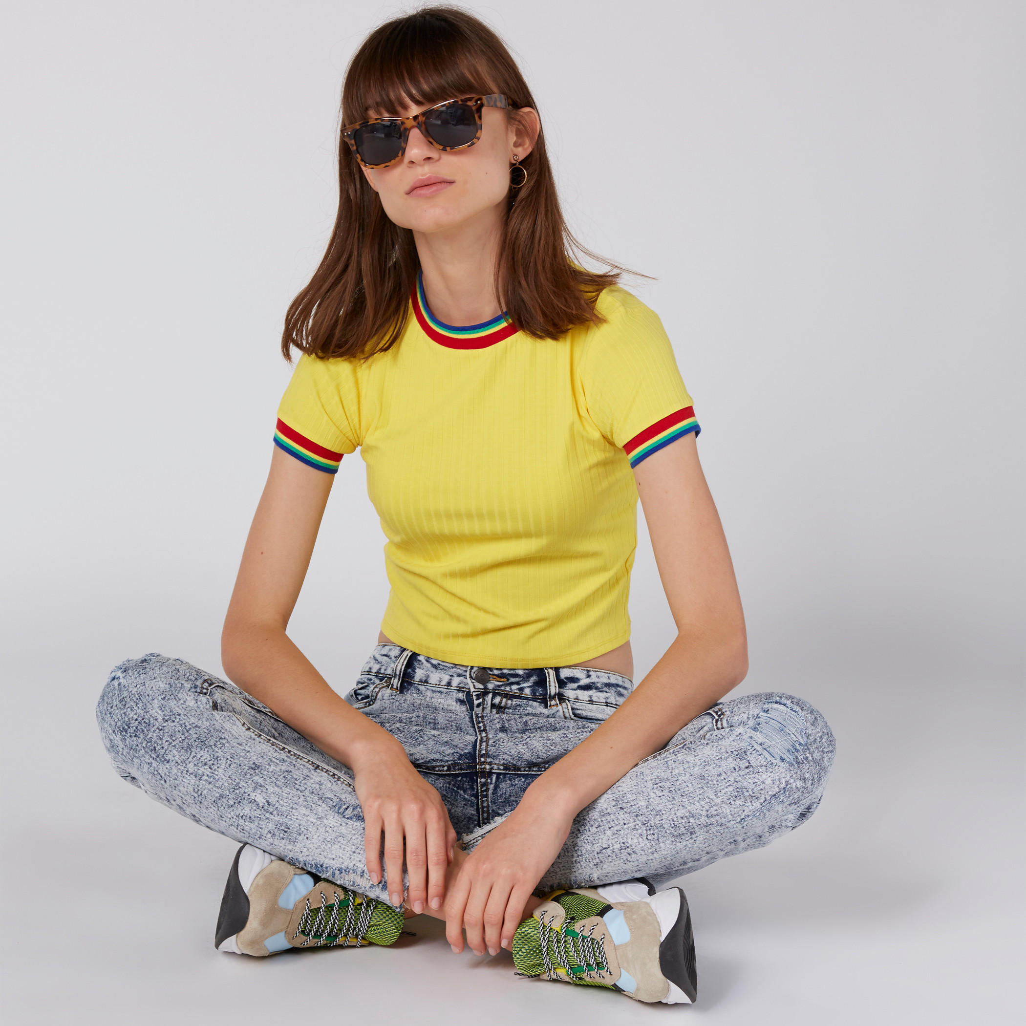 تيشيرت قصير بياقة ضيقة وأكمام قصيرة-women-clothing-tshirts-image-4