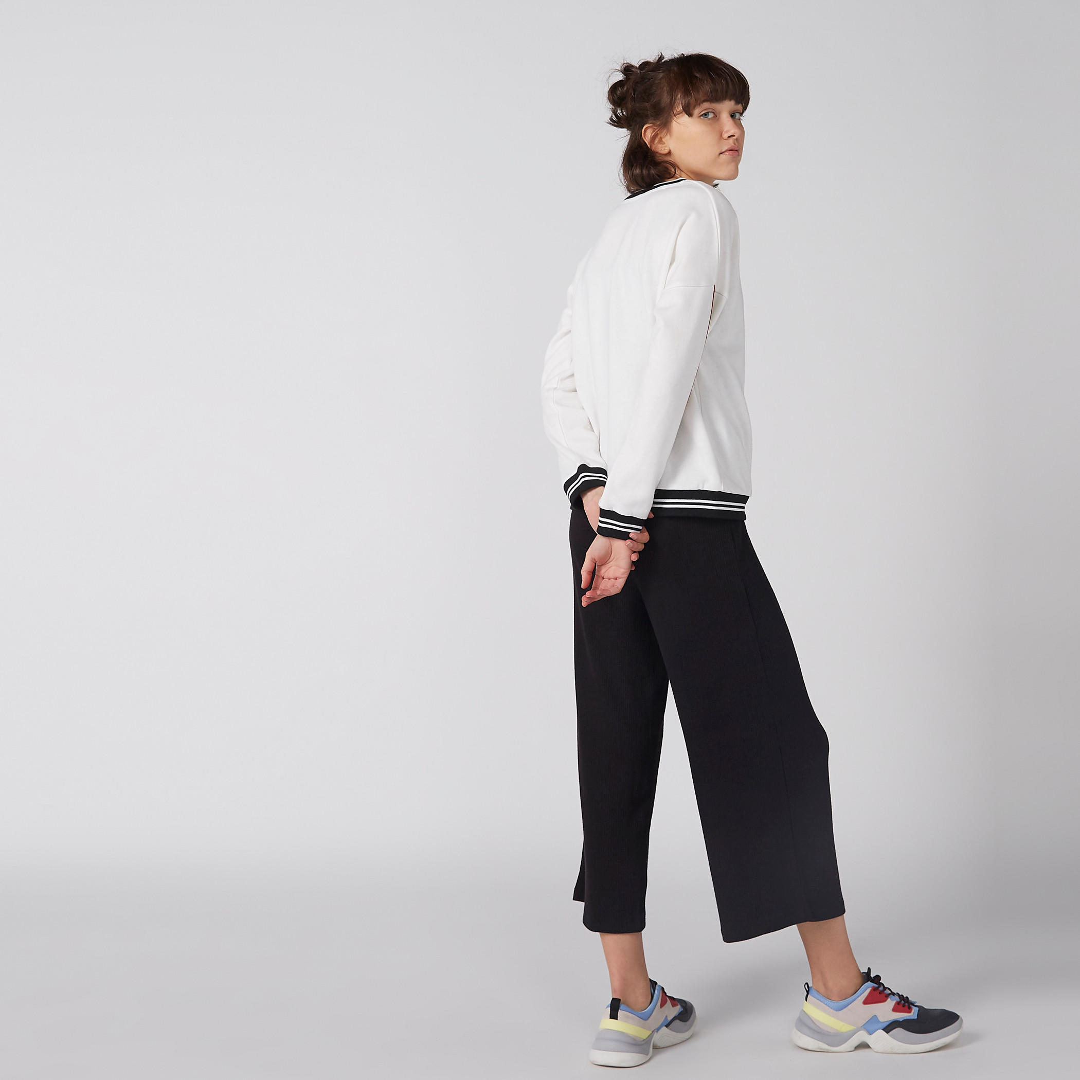 Printed Sweatshirt with Round Neck and Drop Shoulder Sleeves-women-winterwear-hoodiesandsweatshirts-sweatshirts-image-2
