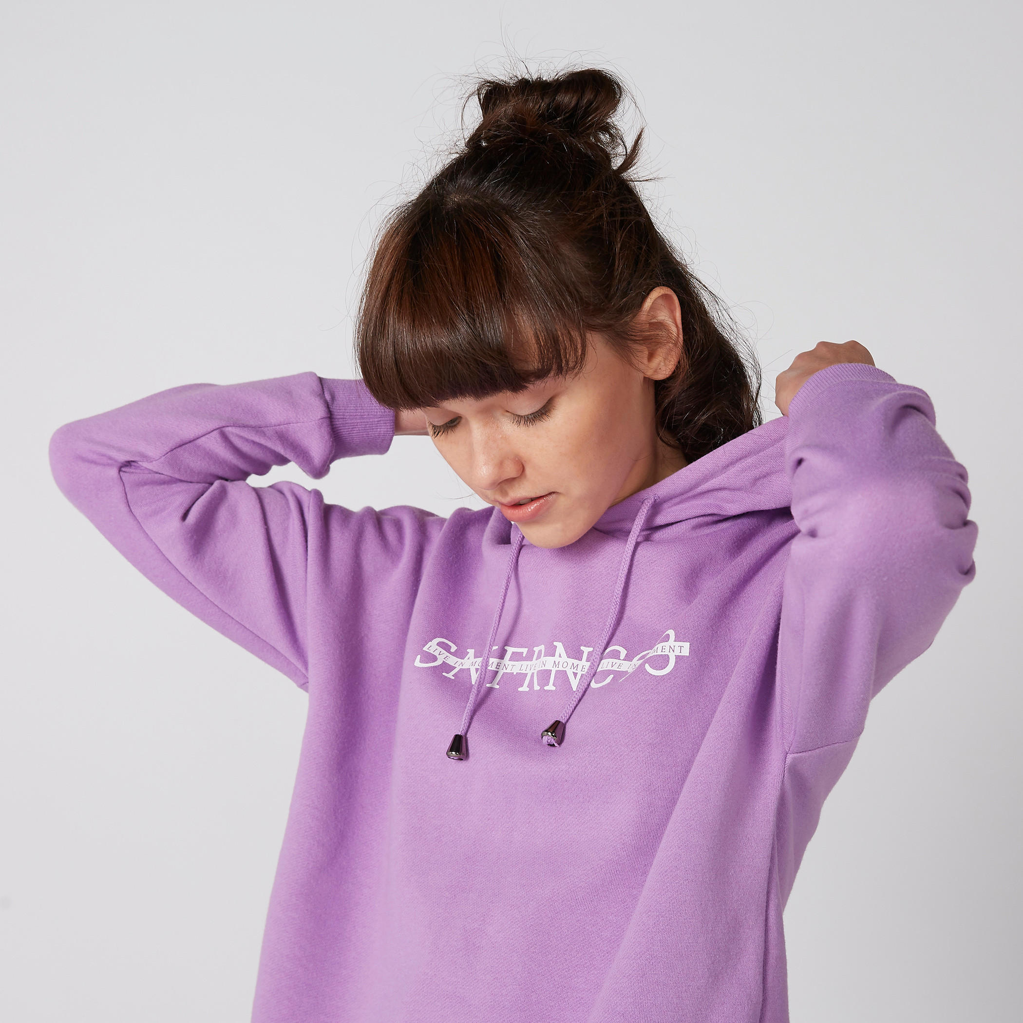 سويت شيرت بطبعات وأكتاف منسدلة وقبعة-women-winterwear-hoodiesandsweatshirts-hoodies-image-2
