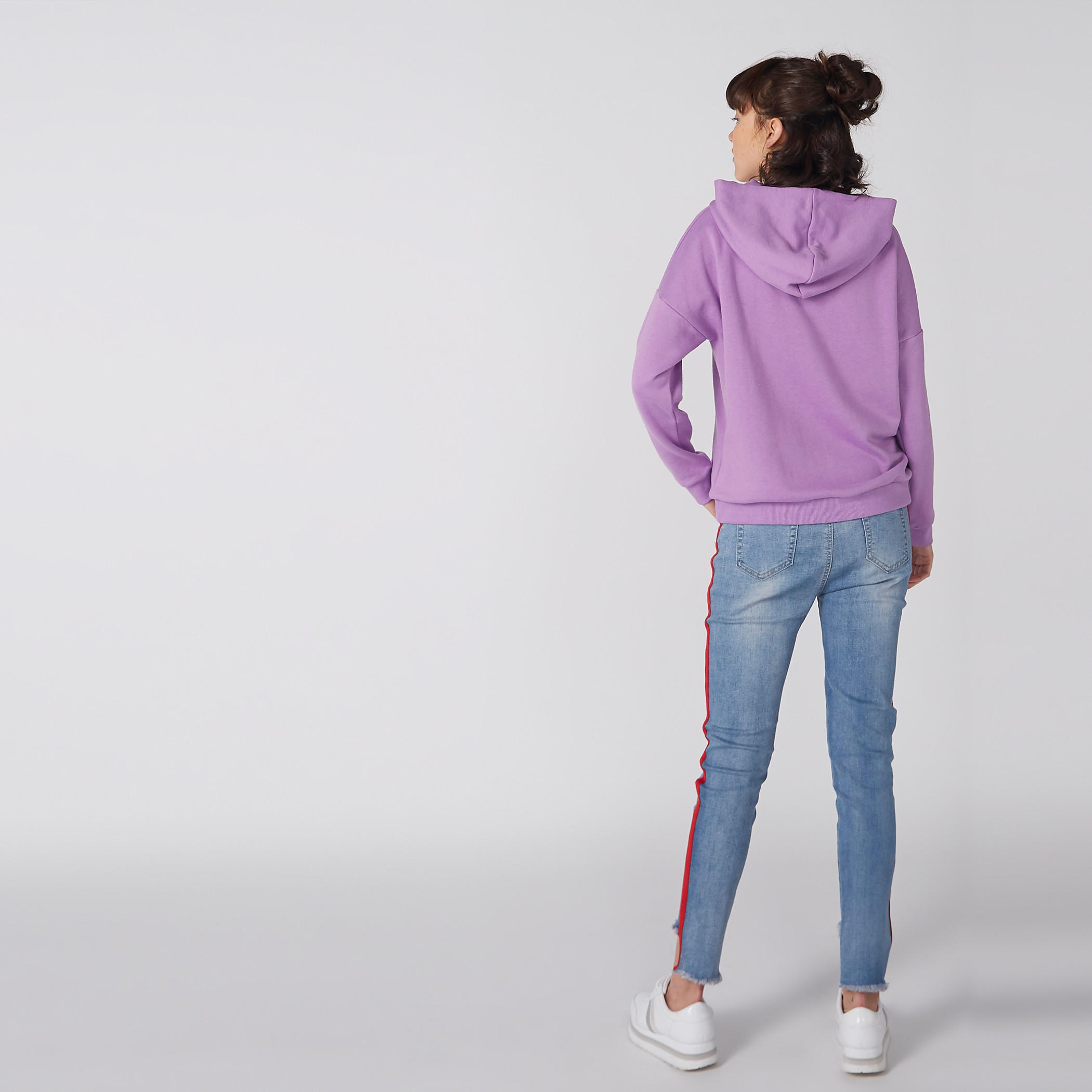 سويت شيرت بطبعات وأكتاف منسدلة وقبعة-women-winterwear-hoodiesandsweatshirts-hoodies-image-3
