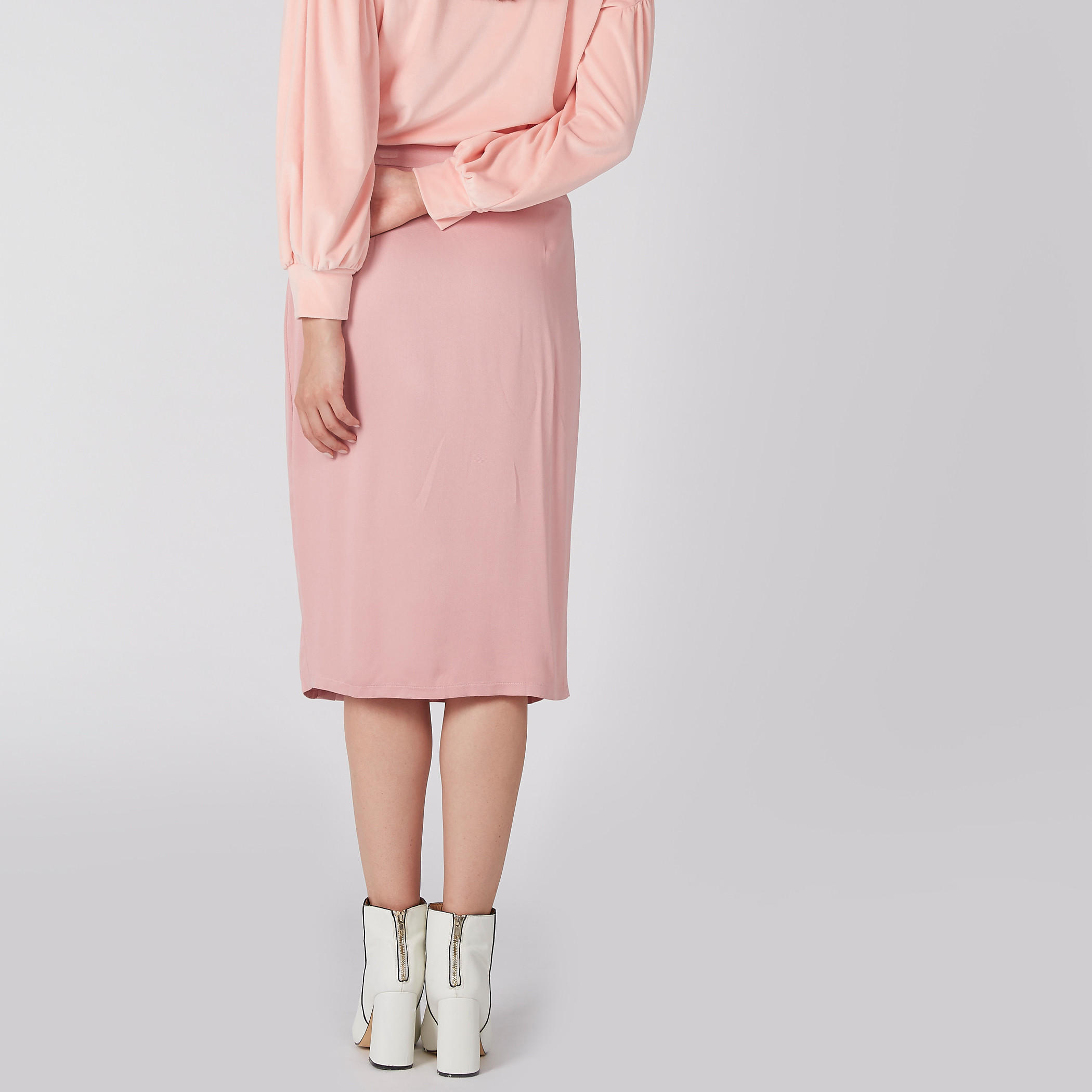 تنورة ضيّقة متوسطة الطول بأزرار-women-clothing-bottoms-skirts-image-10
