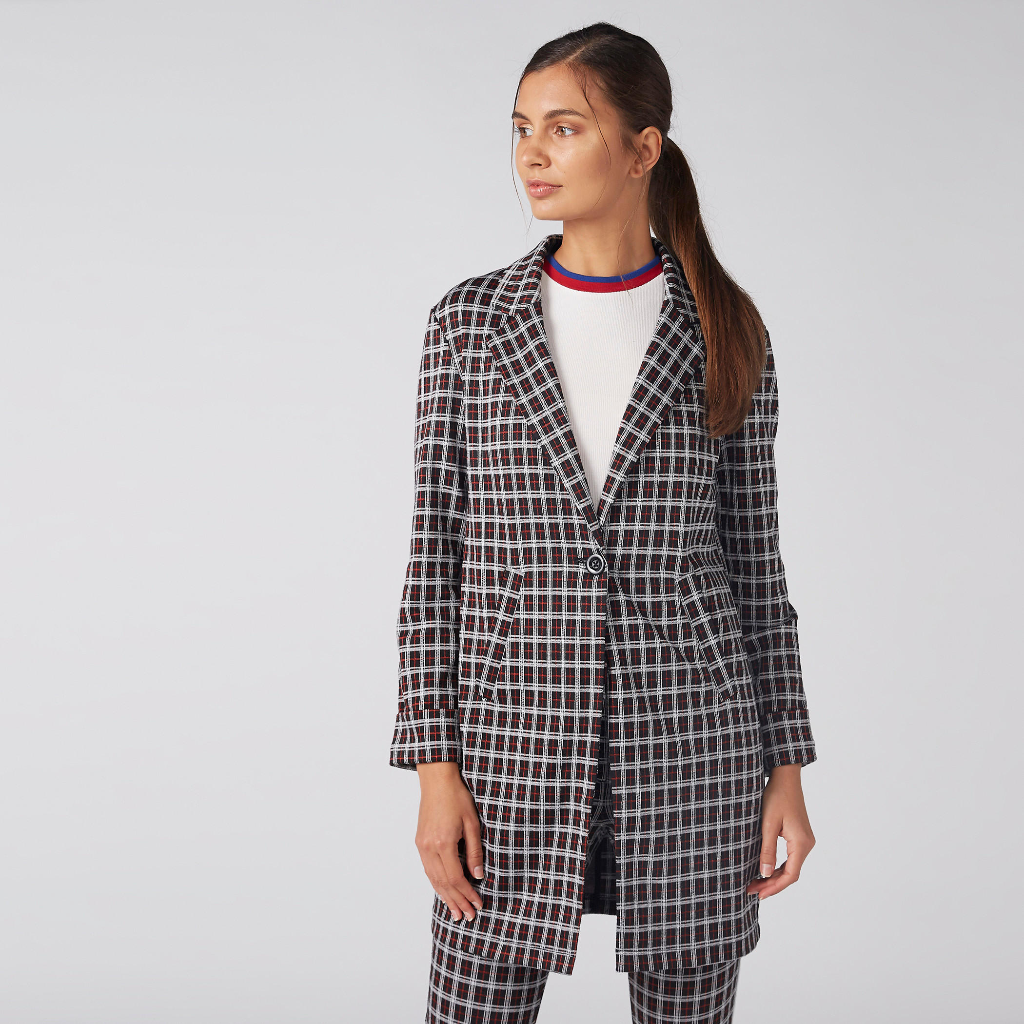 جاكيت كاروهات بزر إغلاق وجيوب-women-winterwear-coatsandjackets-jackets-image-4