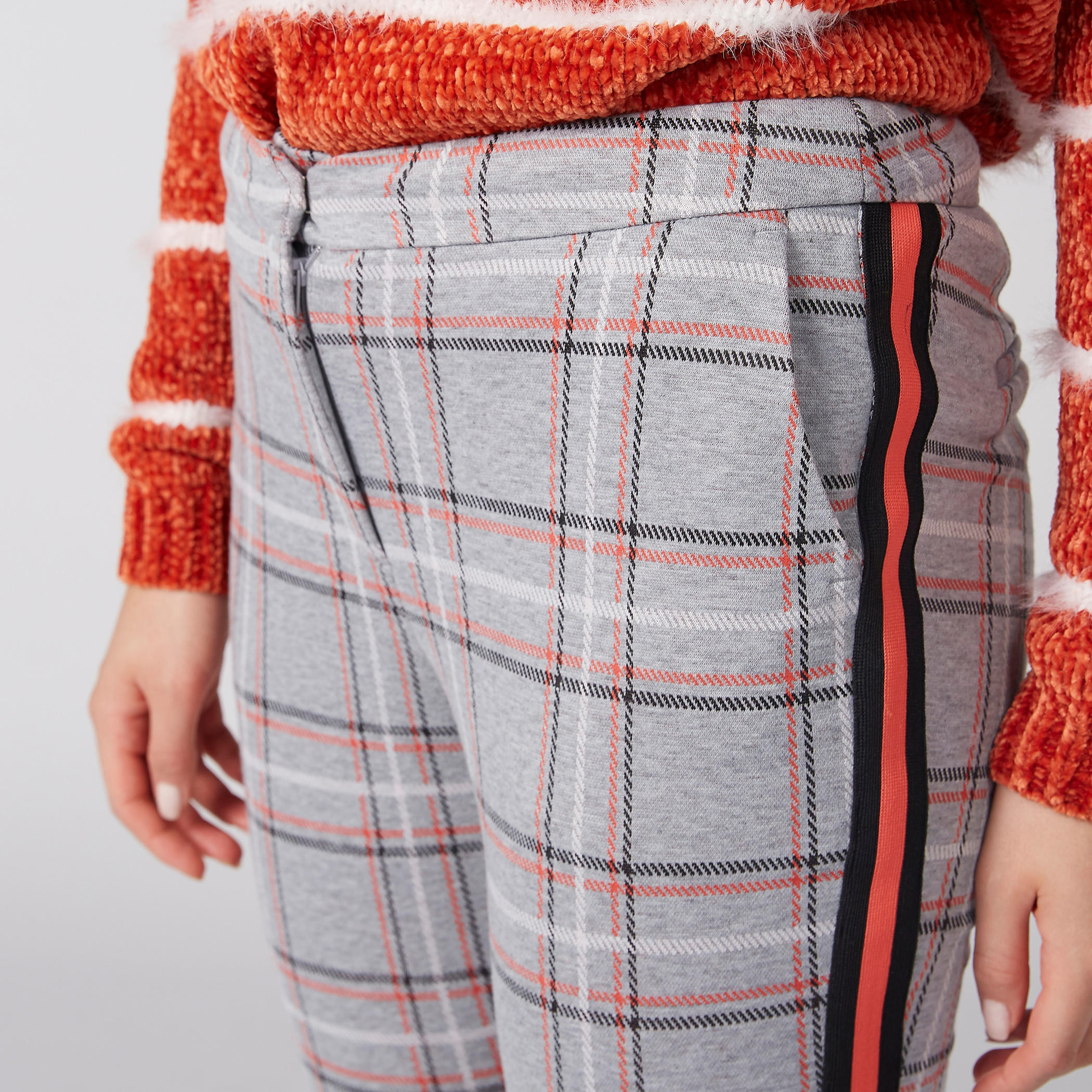 بنطال كاروهات بسحّاب إغلاق-women-clothing-bottoms-trousers-image-4