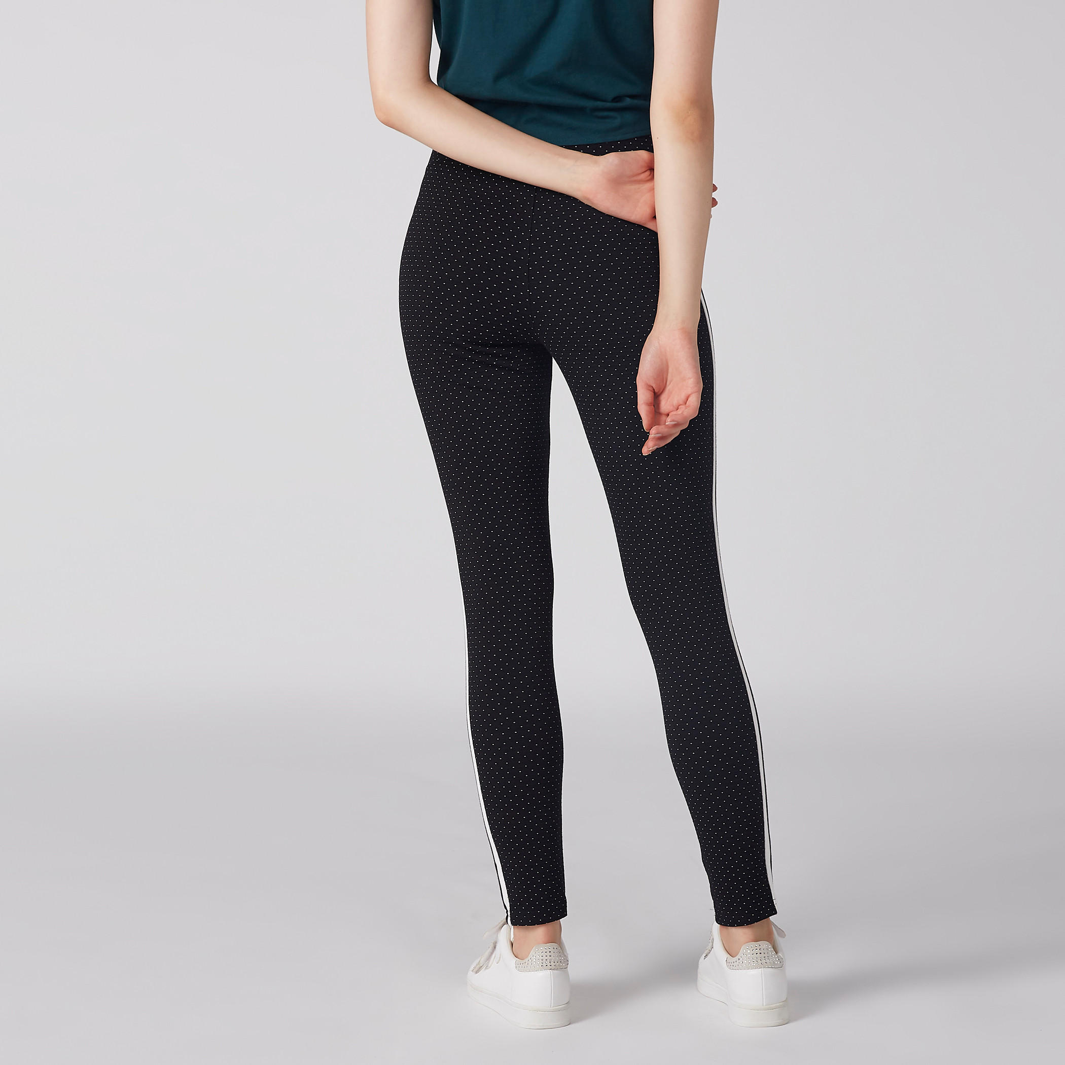 ليقنز طويل بطبعات منقطة-women-clothing-bottoms-leggings-image-4