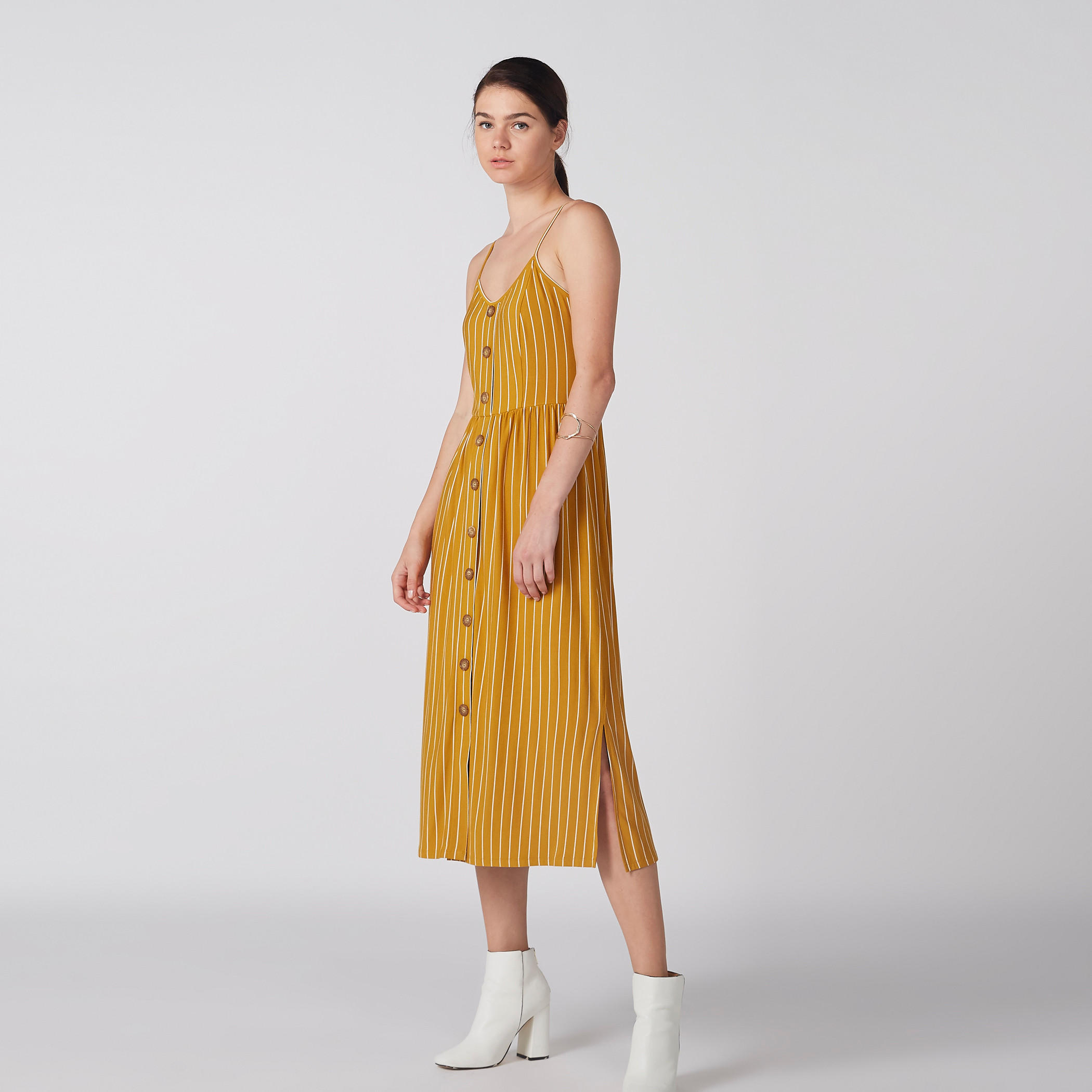 فستان مقلم متوسط الطول دون أكمام بحمّالات رفيعة وأزرار-women-clothing-dresses-image-3