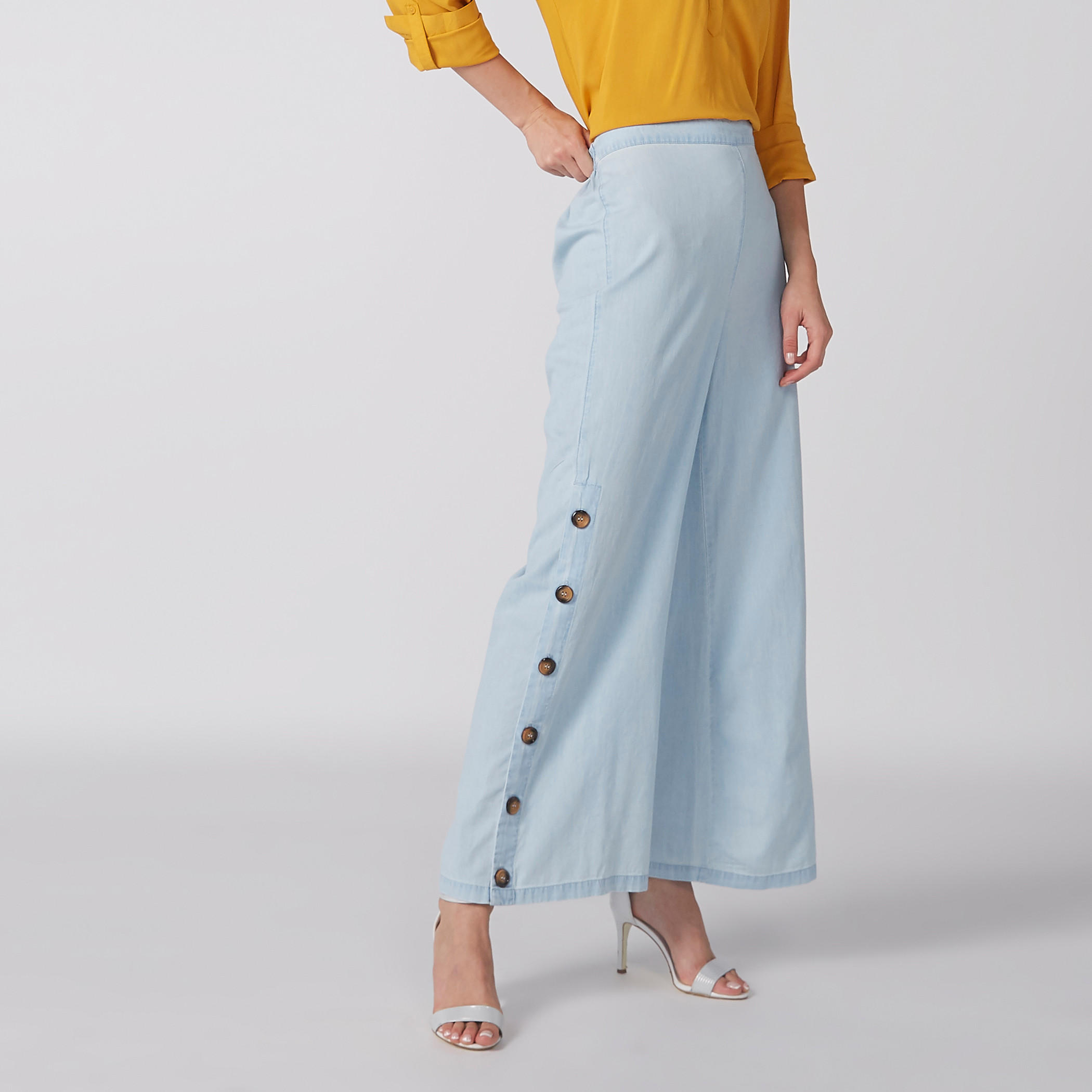 بنطال بالازو بخصر مطاطي وأزرار-women-clothing-bottoms-trousers-image-2