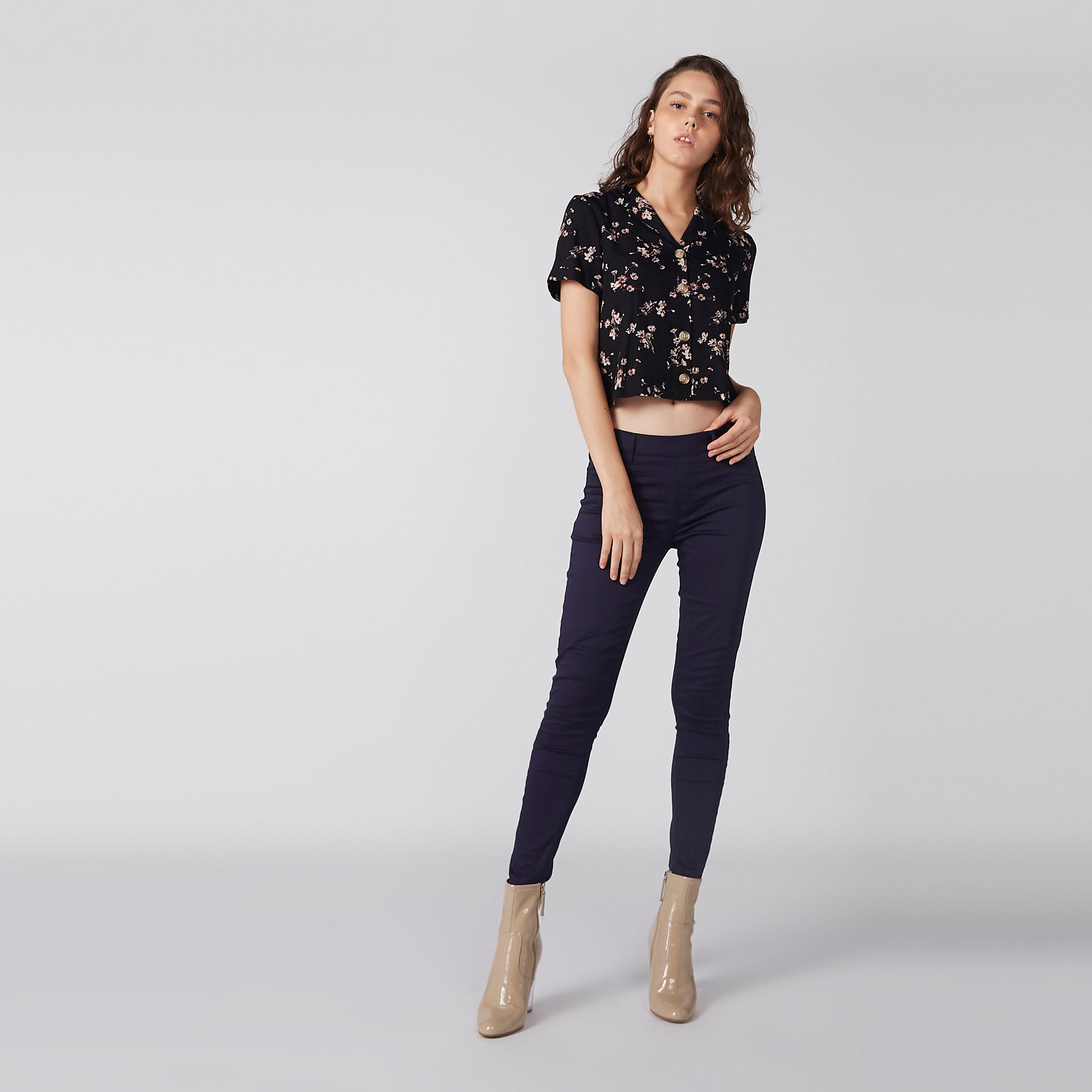 Floral Printed Crop Shirt with Short Sleeves-women-clothing-shirtsandblouses-shirts-image-2