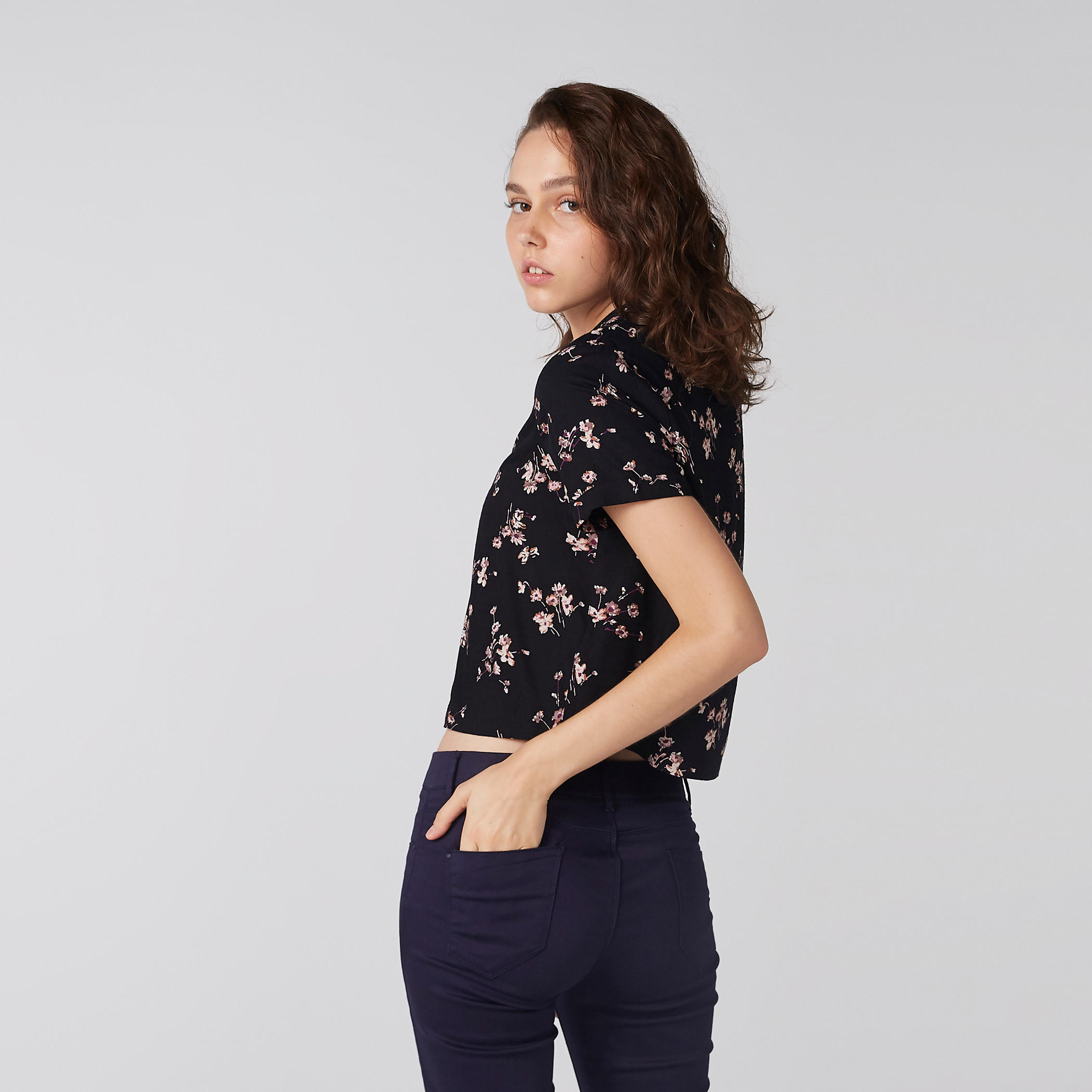 Floral Printed Crop Shirt with Short Sleeves-women-clothing-shirtsandblouses-shirts-image-3