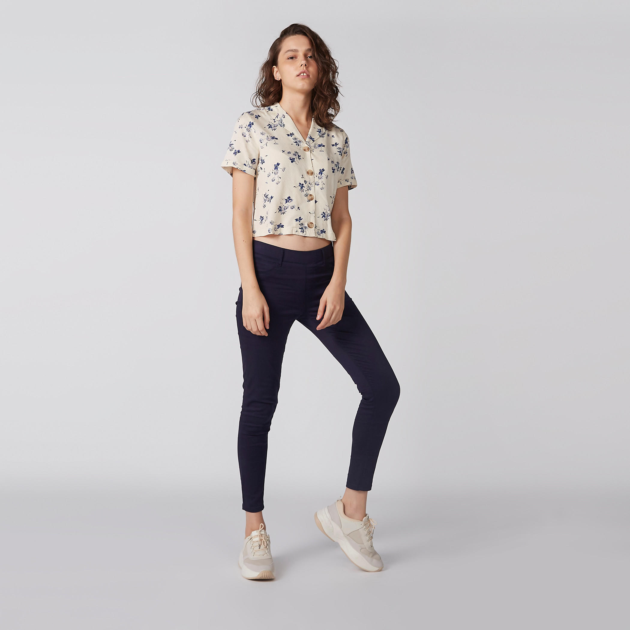 قميص قصير بطبعات زهرية وأكمام قصيرة-women-clothing-shirtsandblouses-shirts-image-2