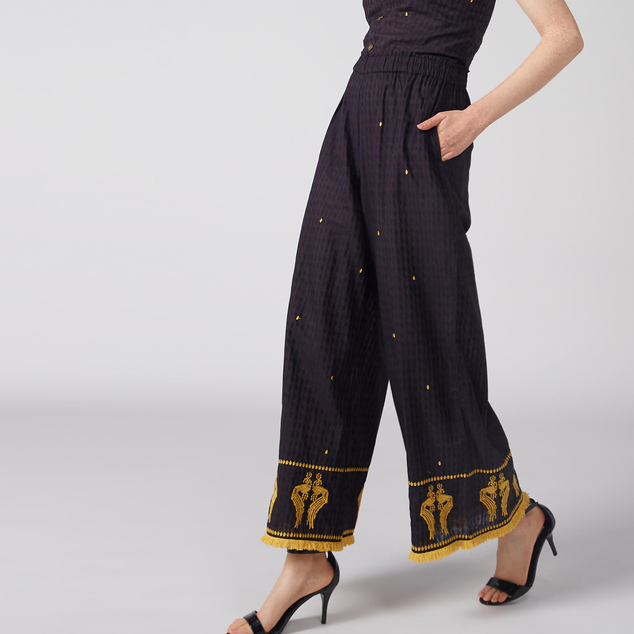 بنطال بالازو بخصر مطّاطي وجيوب-women-clothing-bottoms-trousers-image-1