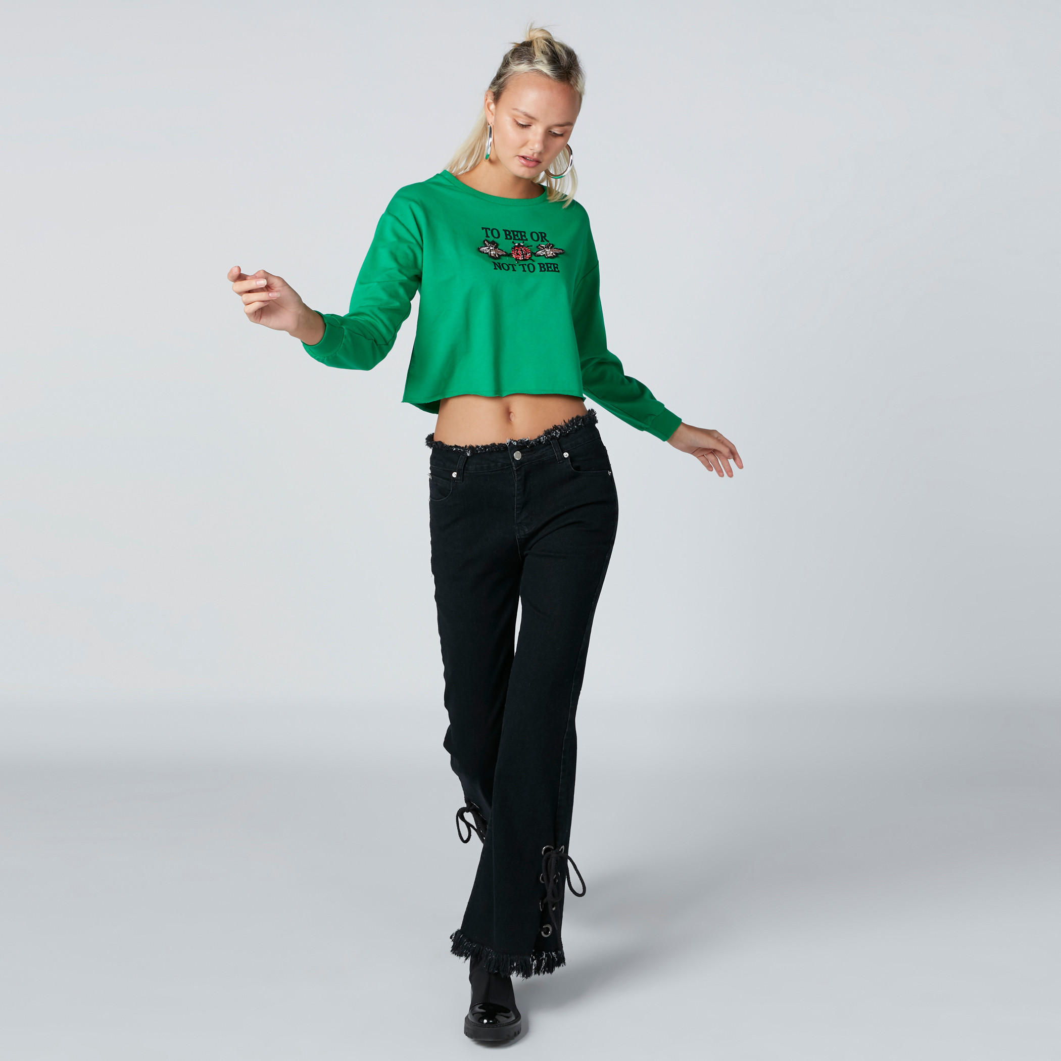 جينز بجيوب بقصّة تلائم الأحذية الطويلة وحلقات حزام-women-clothing-bottoms-jeans-image-3