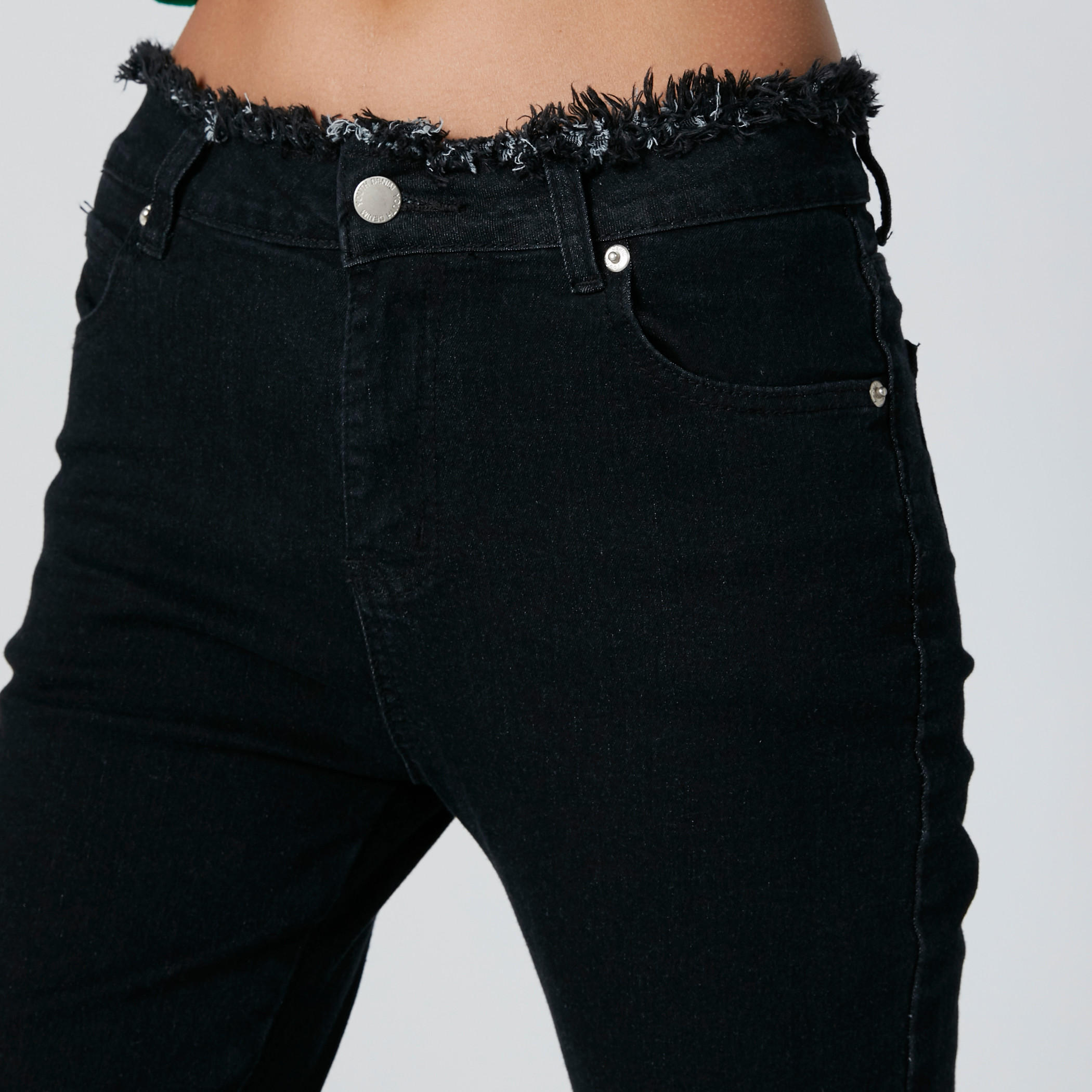 جينز بجيوب بقصّة تلائم الأحذية الطويلة وحلقات حزام-women-clothing-bottoms-jeans-image-5