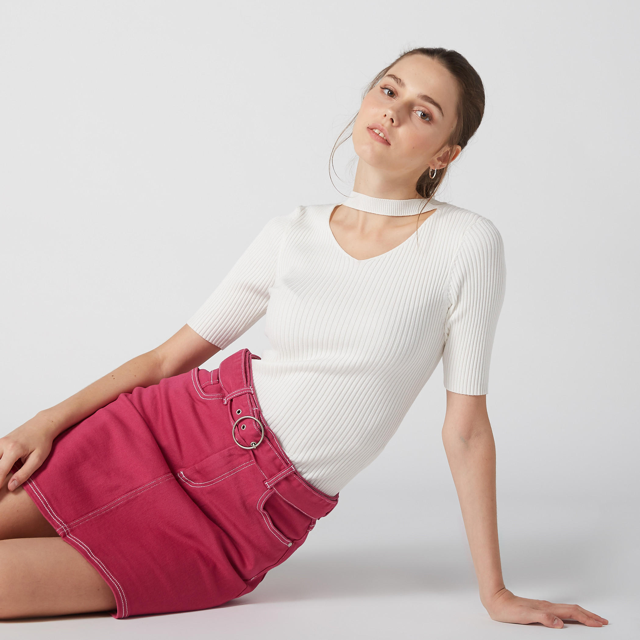 بلوزة بياقة طوق وأكمام قصيرة-women-clothing-tshirts-image-2