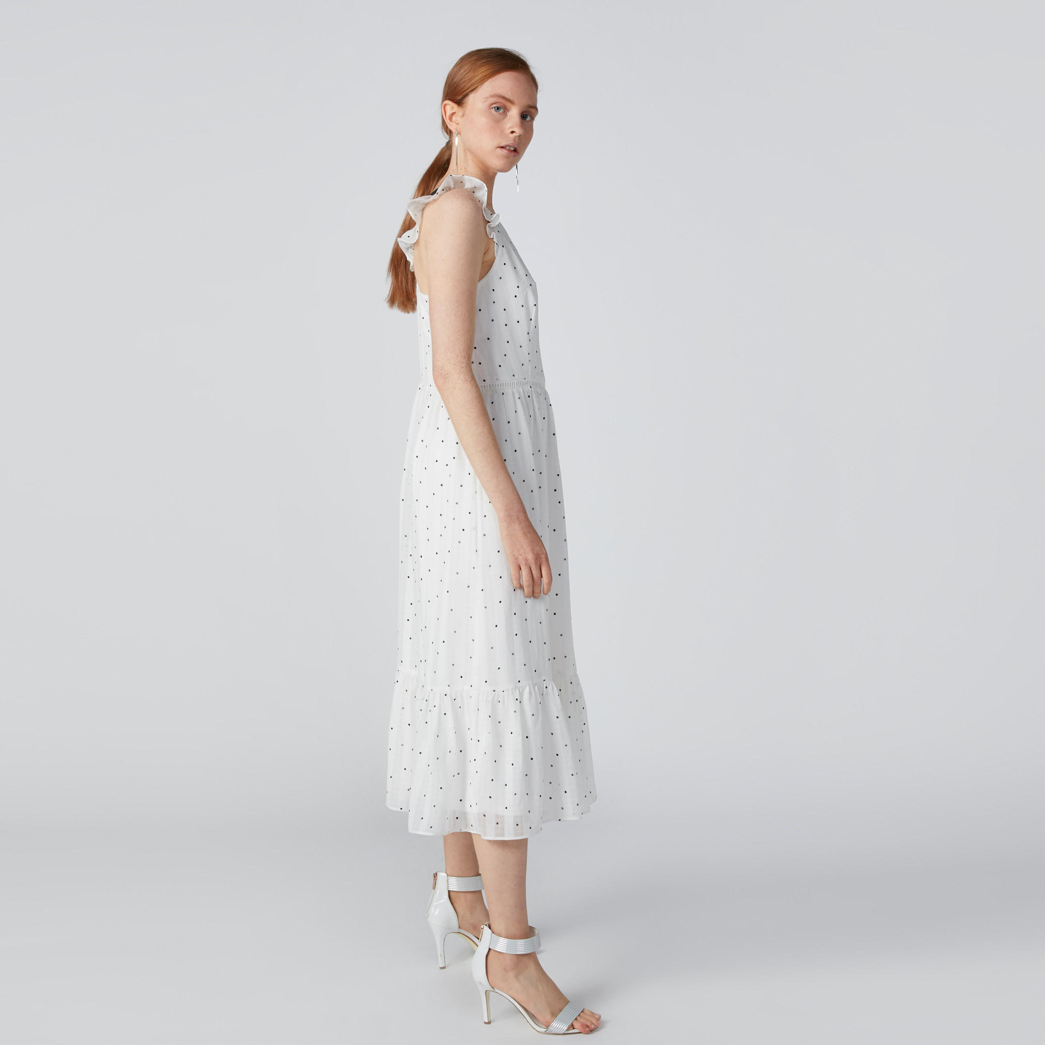 فستان متوسط الطول دون أكمام بتفاصيل كشكش وطبعات-women-clothing-dresses-image-3