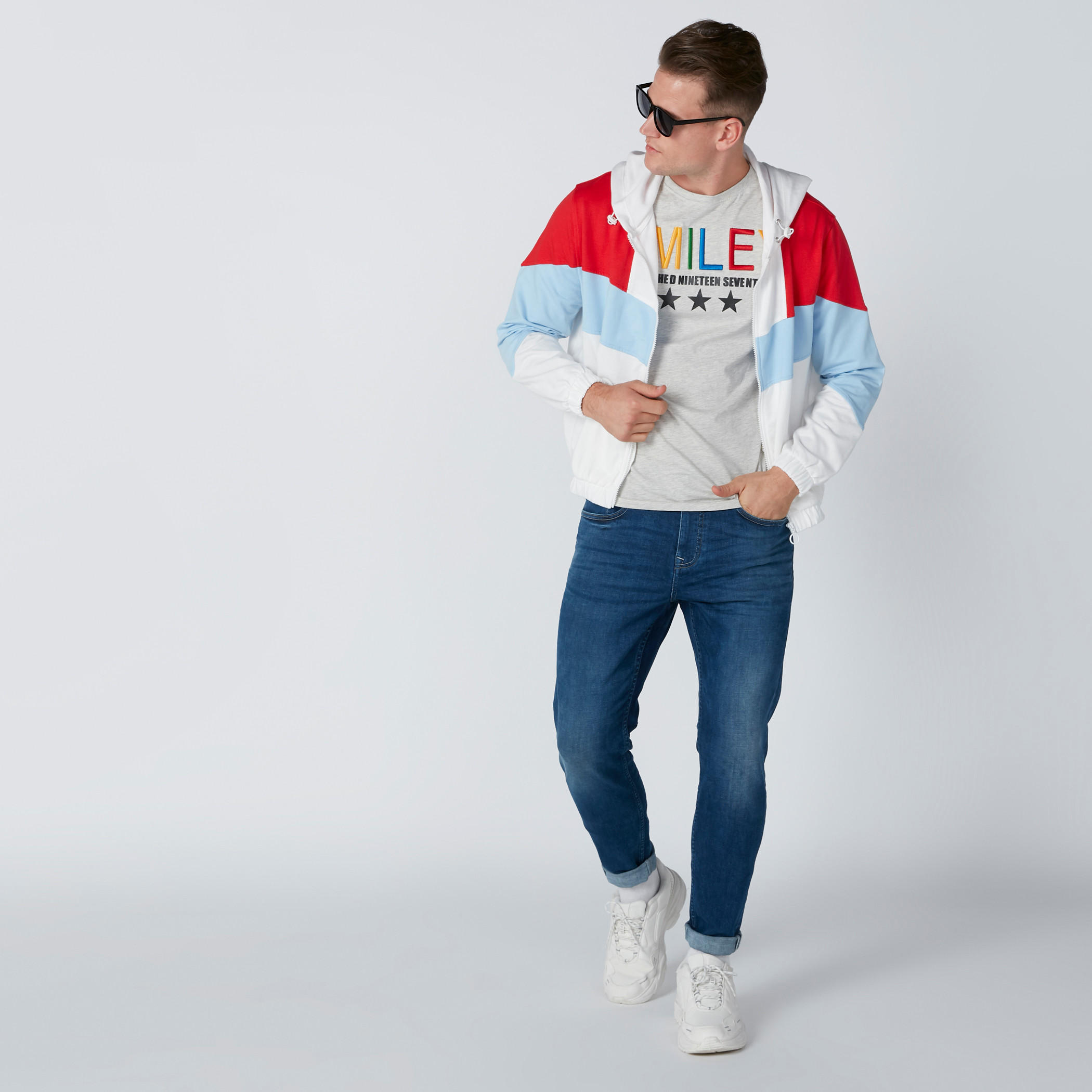 جاكيت بأكمام طويلة وسحّاب إغلاق وقبّعة-men-clothing-jacketsandblazers-jackets-image-4