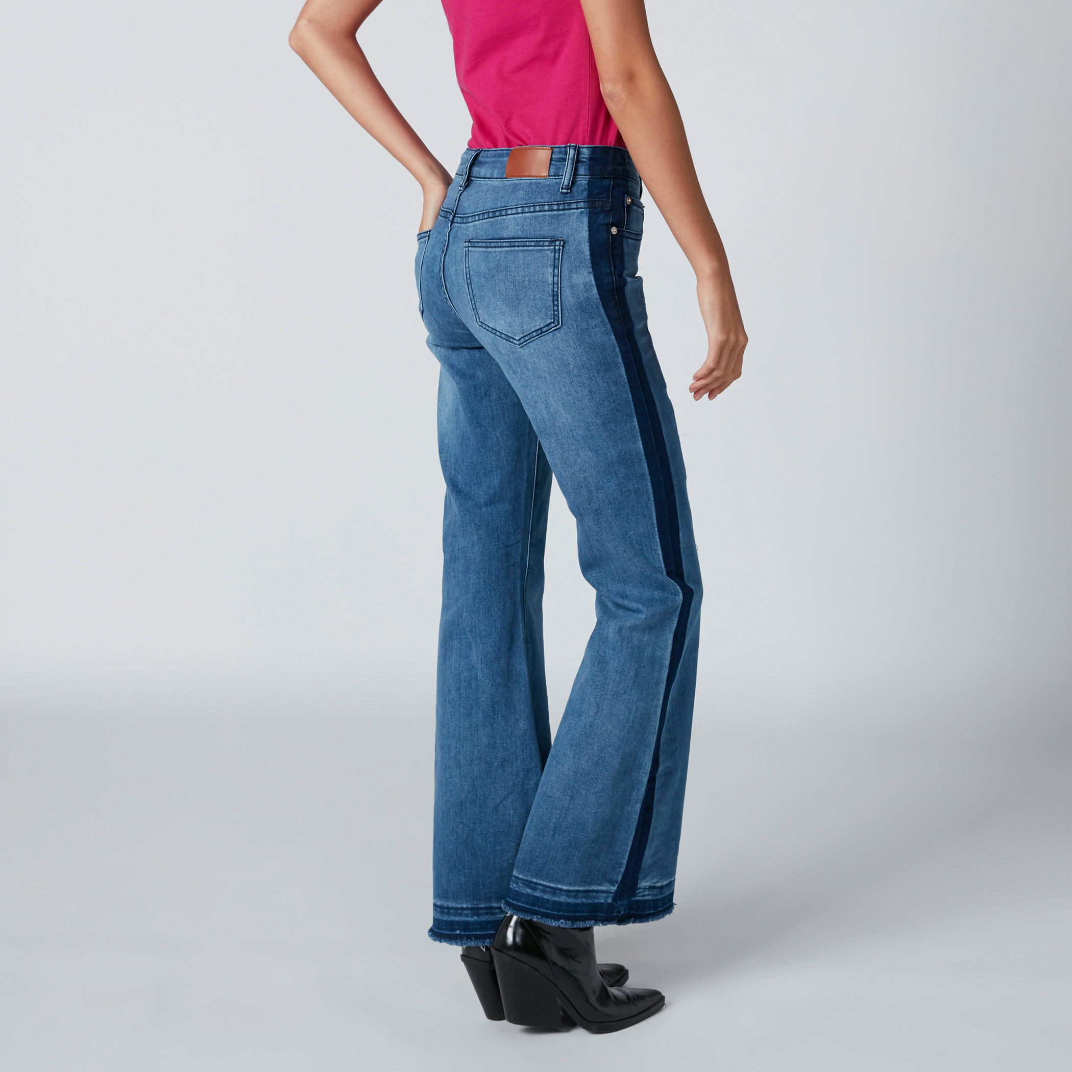 بنطلون جينز ممزّق بخصر متوسّط الإرتفاع وتفاصيل جيوب-women-clothing-bottoms-jeans-image-2