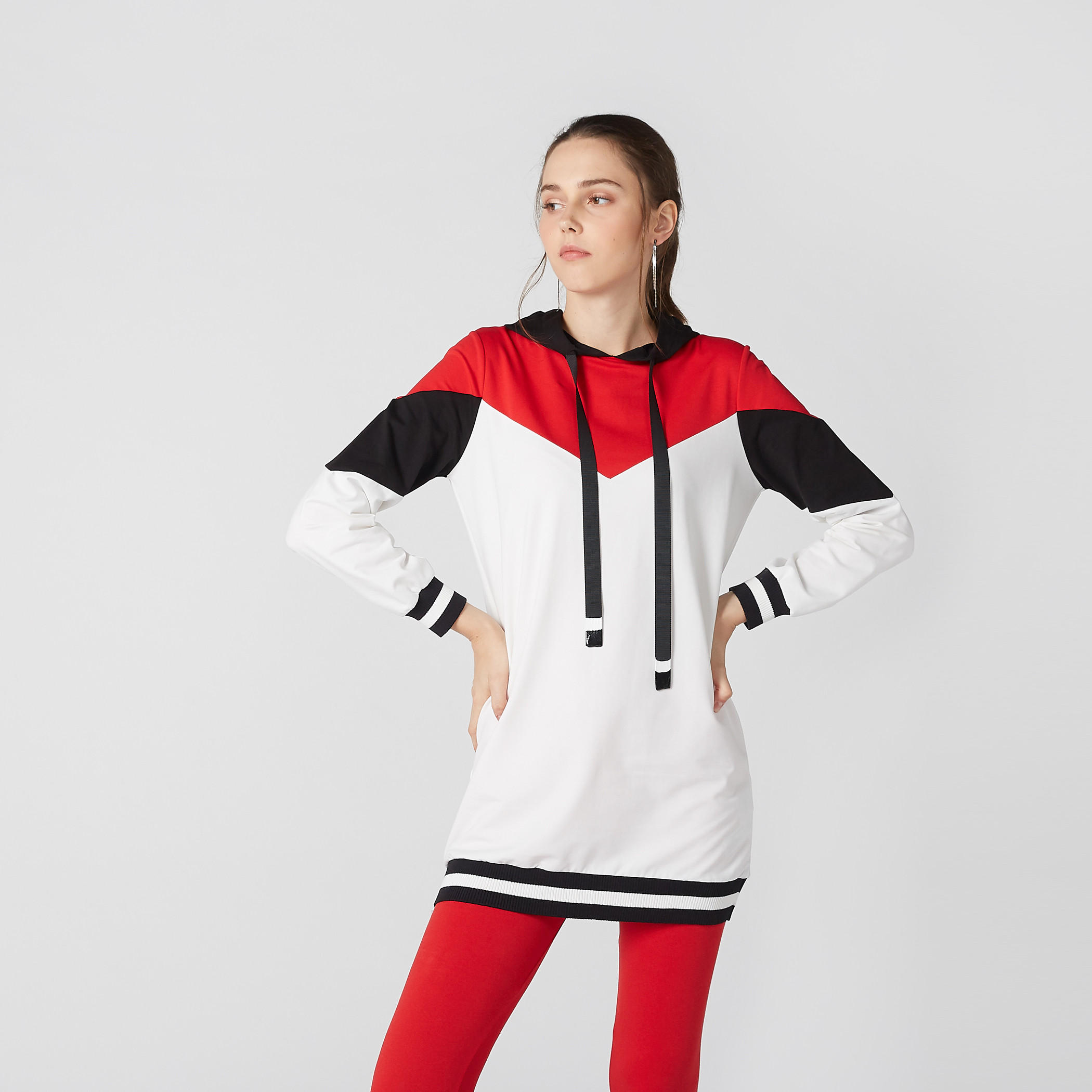 Long Sleeves Sweatshirt with Hood-women-winterwear-hoodiesandsweatshirts-sweatshirts-image-1