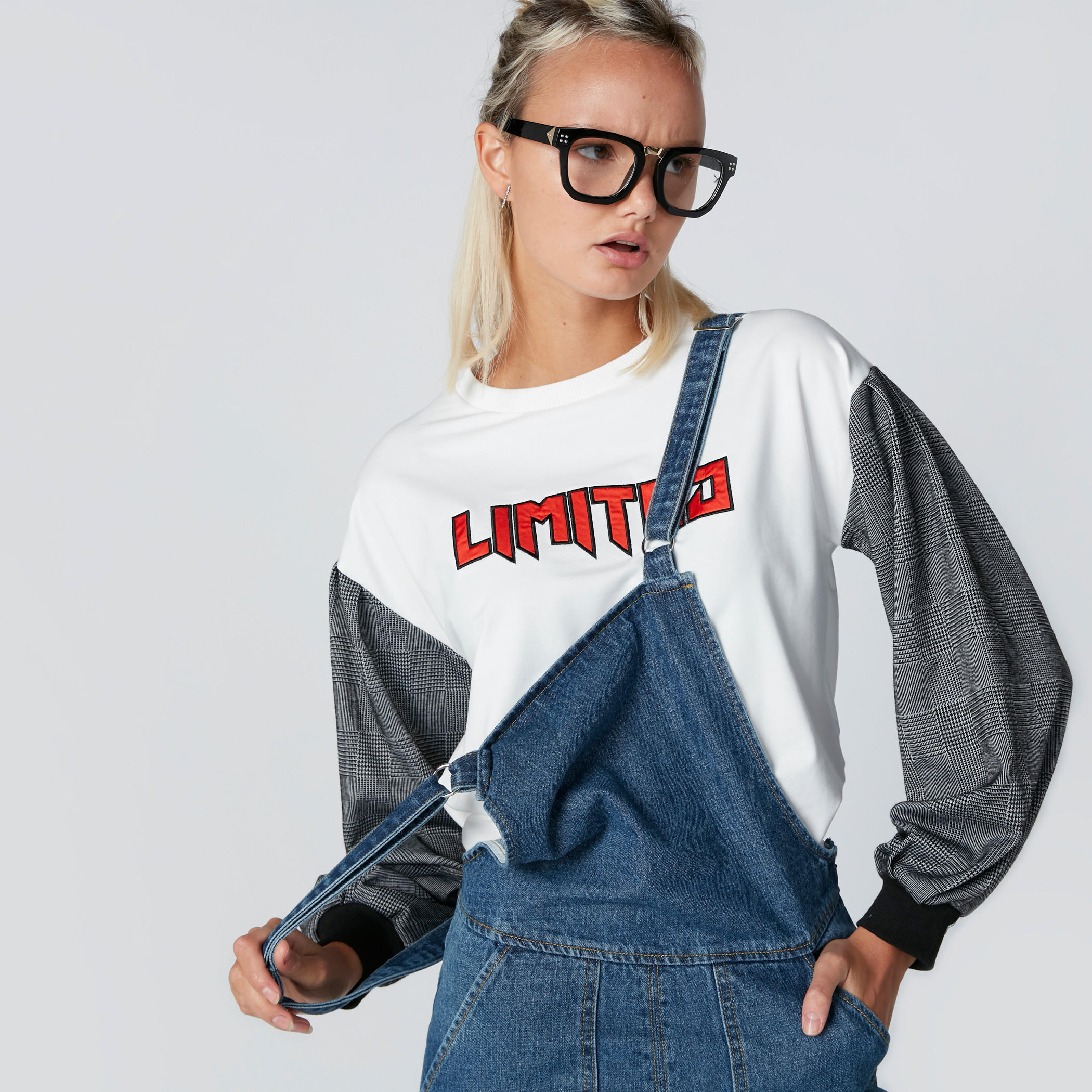 Embroidered T-Shirt with Crew Neck and Long Sleeves-women-clothing-tshirts-image-1