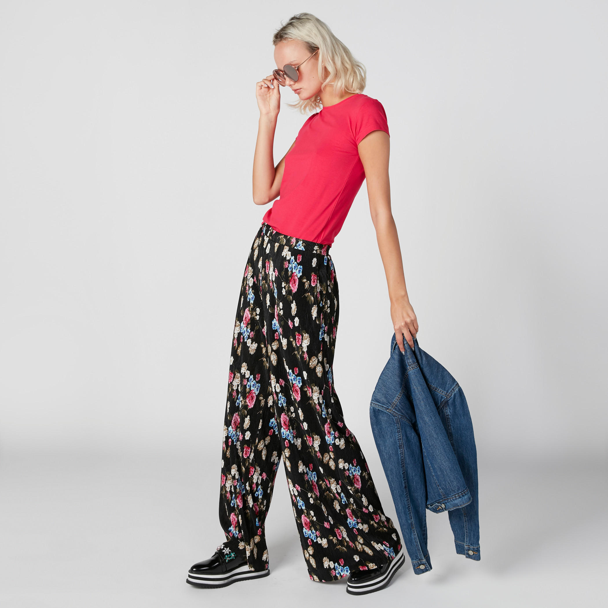 بنطال بالازو بجيوب وطبعات زهرية-women-clothing-bottoms-trousers-image-1