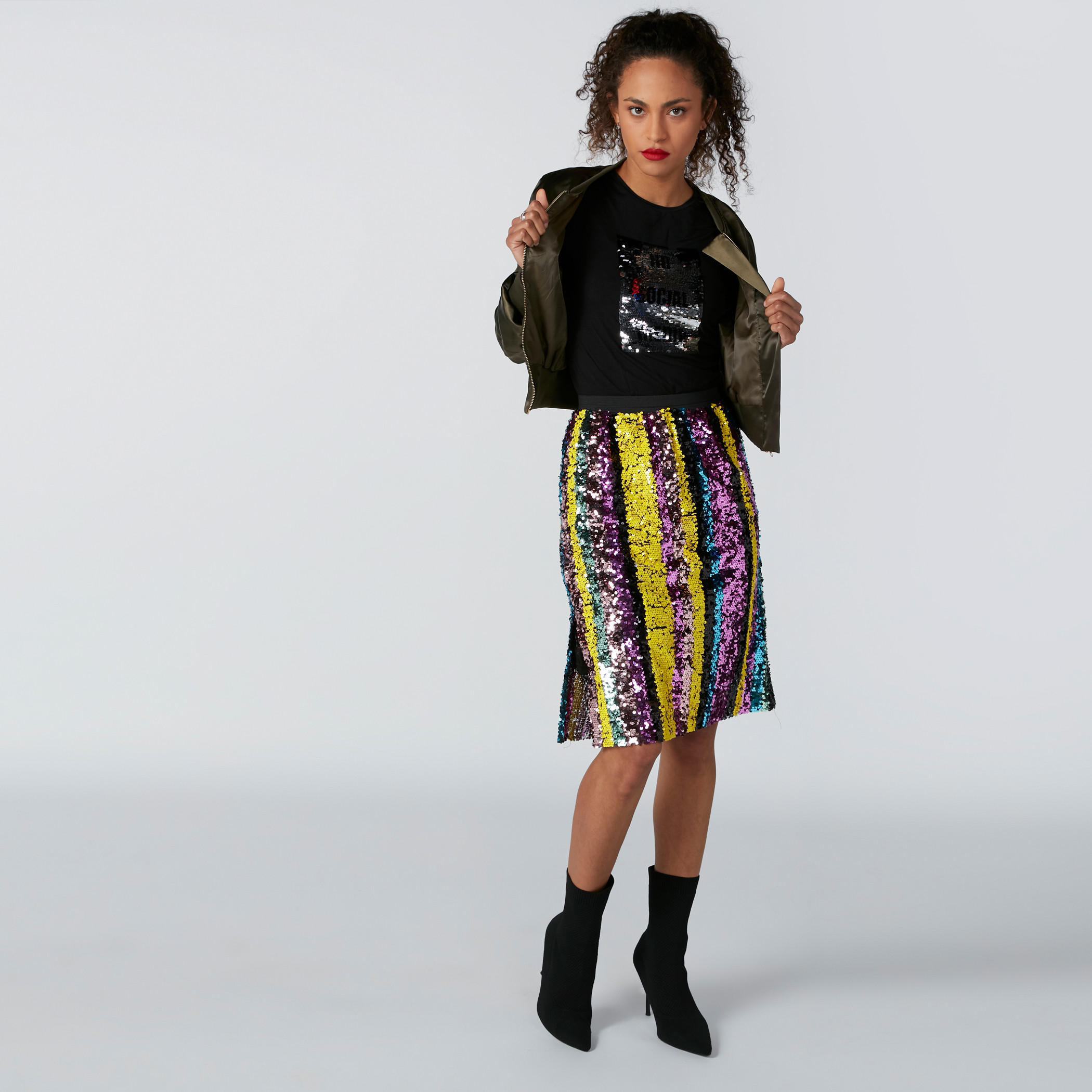 Sequin Detail T-Shirt with Short Sleeves-women-clothing-tshirts-image-4