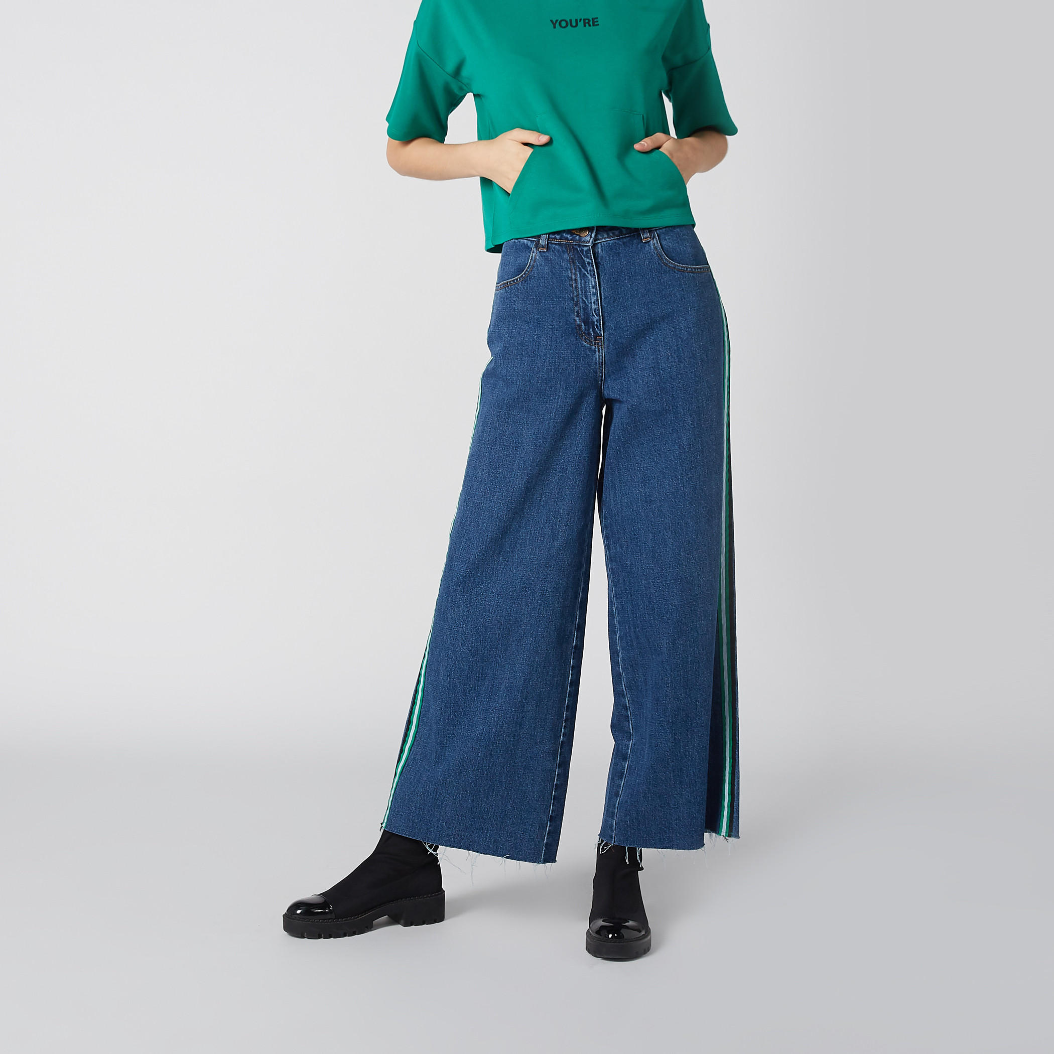 Tape Detail Mid-Rise Jeans in Bootcut Fit-women-clothing-bottoms-jeans-image-3
