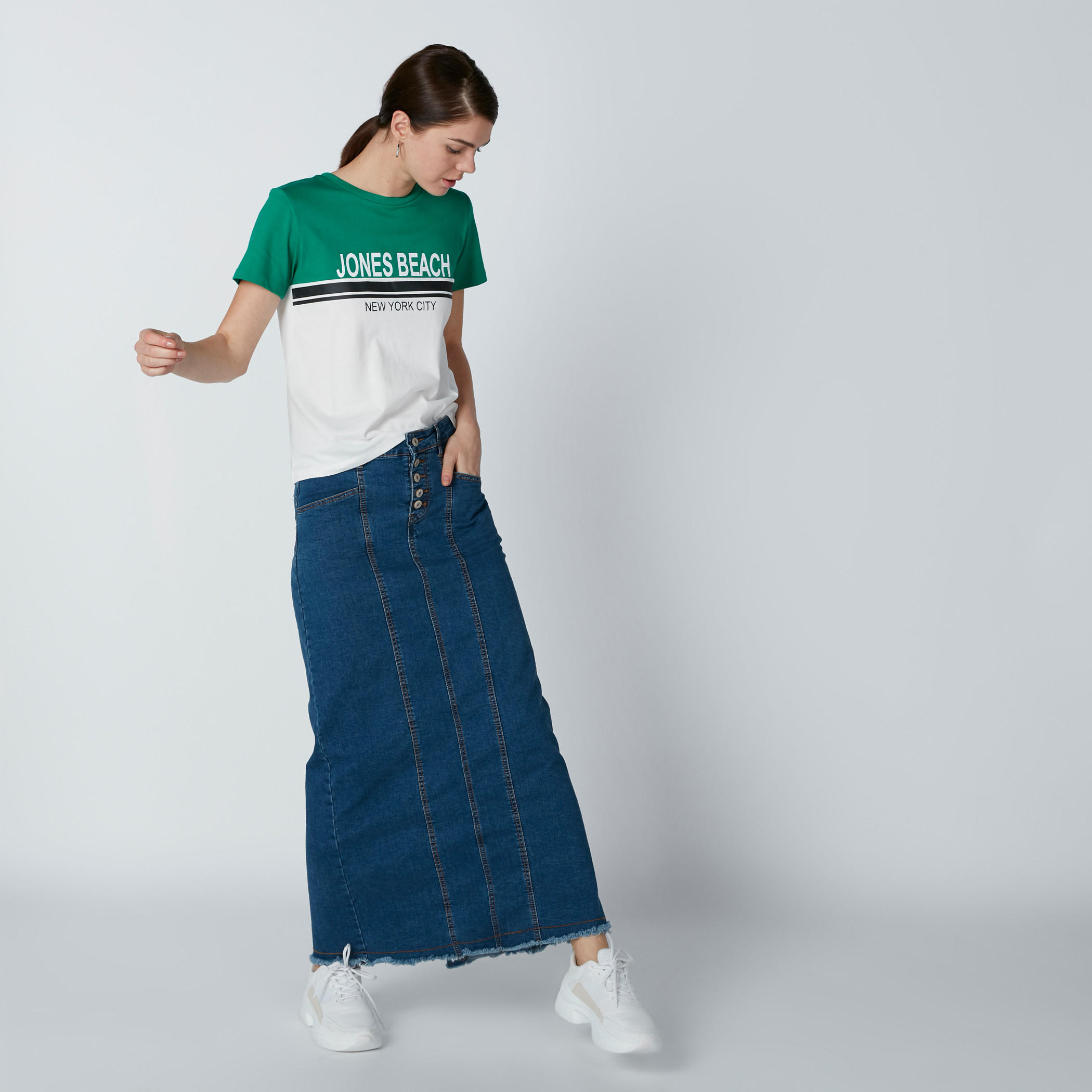 تيشيرت بياقة مستديرة وأكمام قصيرة وطبعات-women-clothing-tshirts-image-1