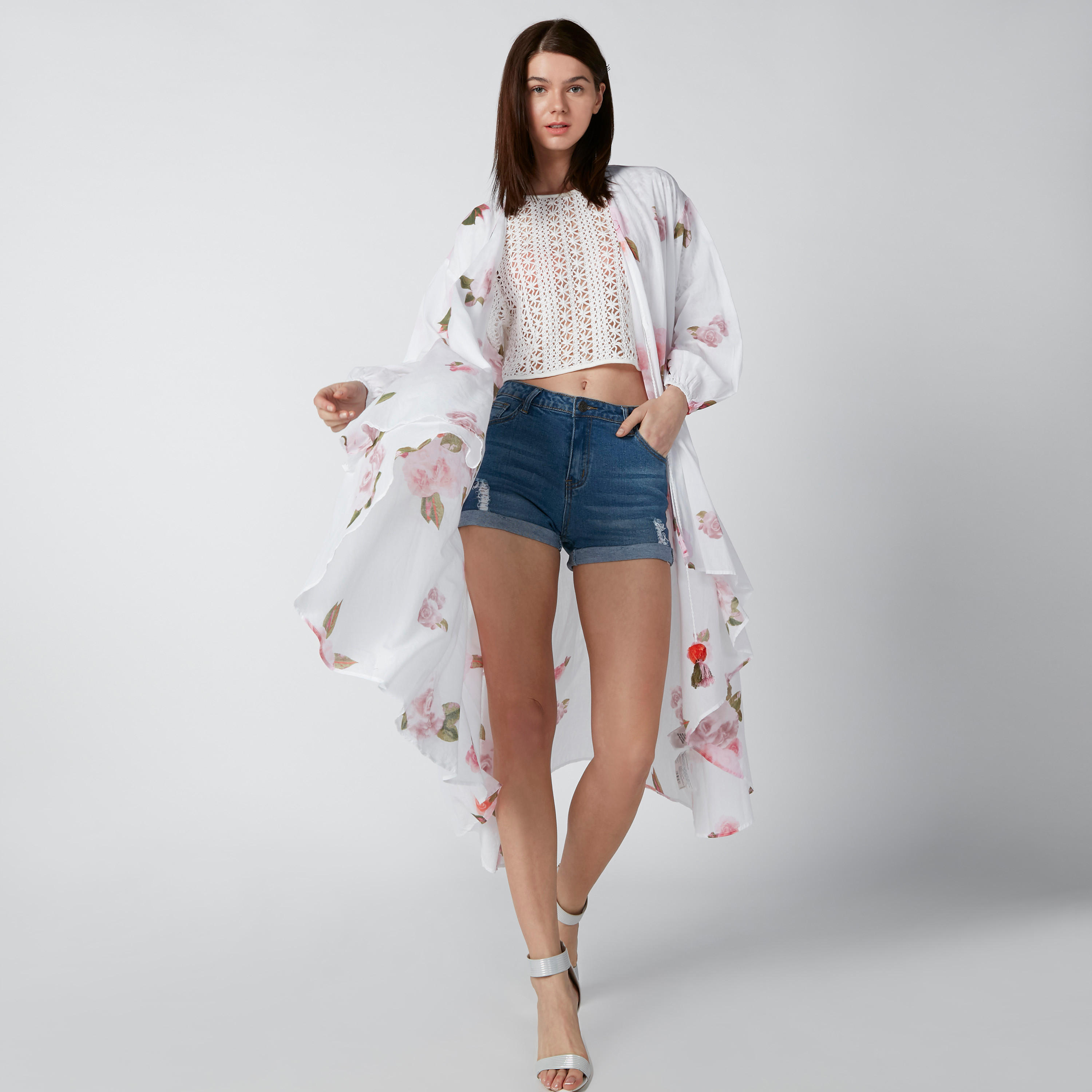 بلوزة دانتيل قصيرة بياقة مستديرة وأكمام 3/4-women-clothing-shirtsandblouses-blouses-image-1