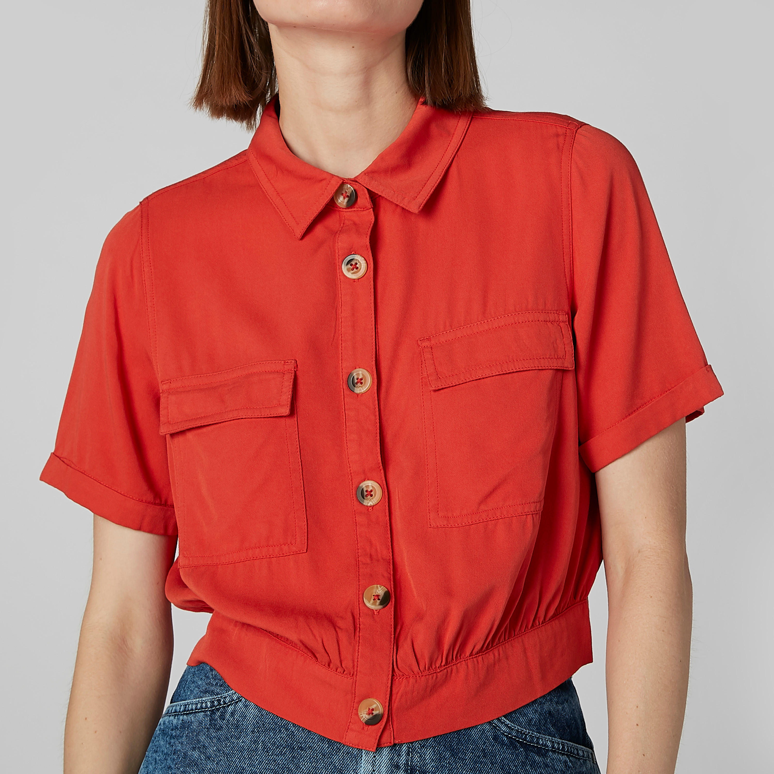 قميص سادة قصير بأكمام قصيرة وجيب على الصدر-women-clothing-shirtsandblouses-shirts-image-3