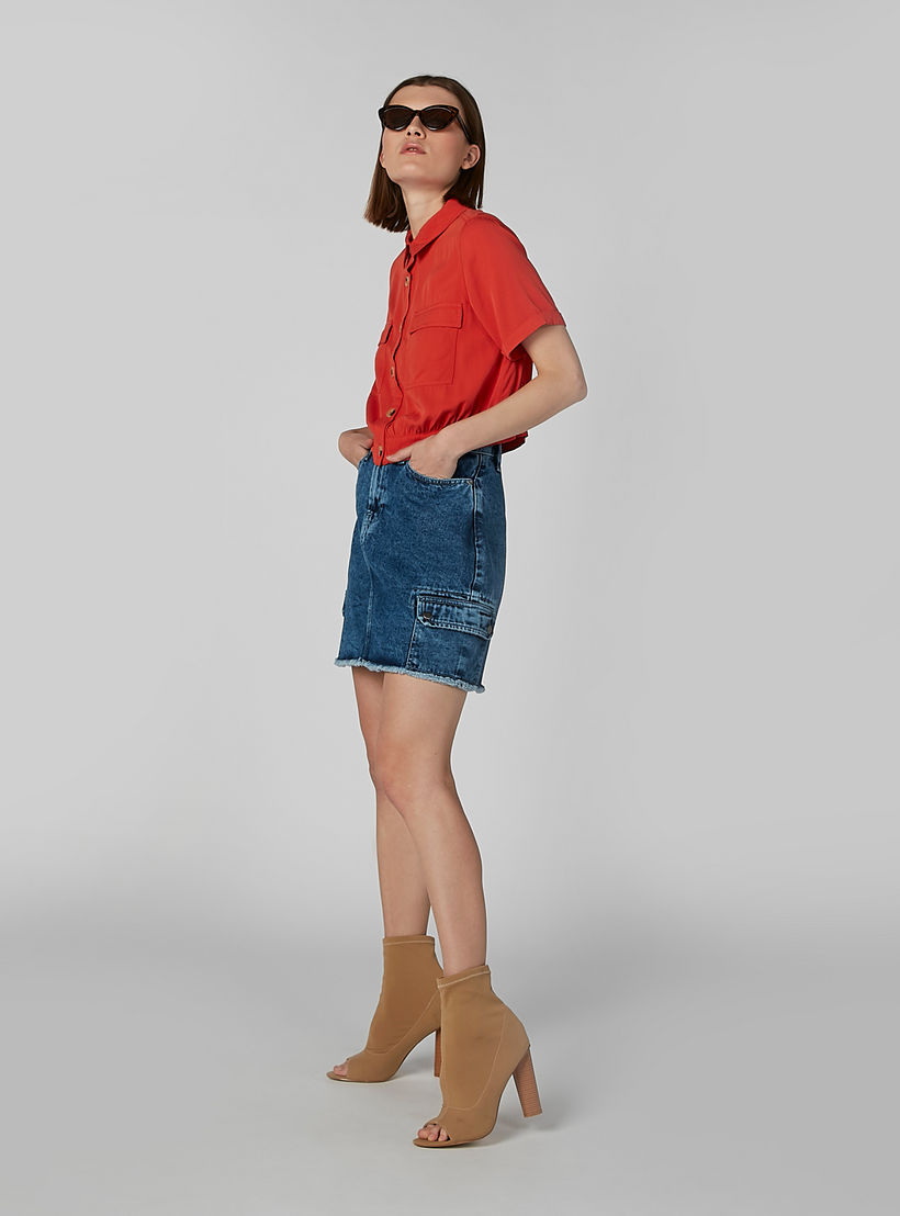 قميص سادة قصير بأكمام قصيرة وجيب على الصدر-women-clothing-shirtsandblouses-shirts-image-5