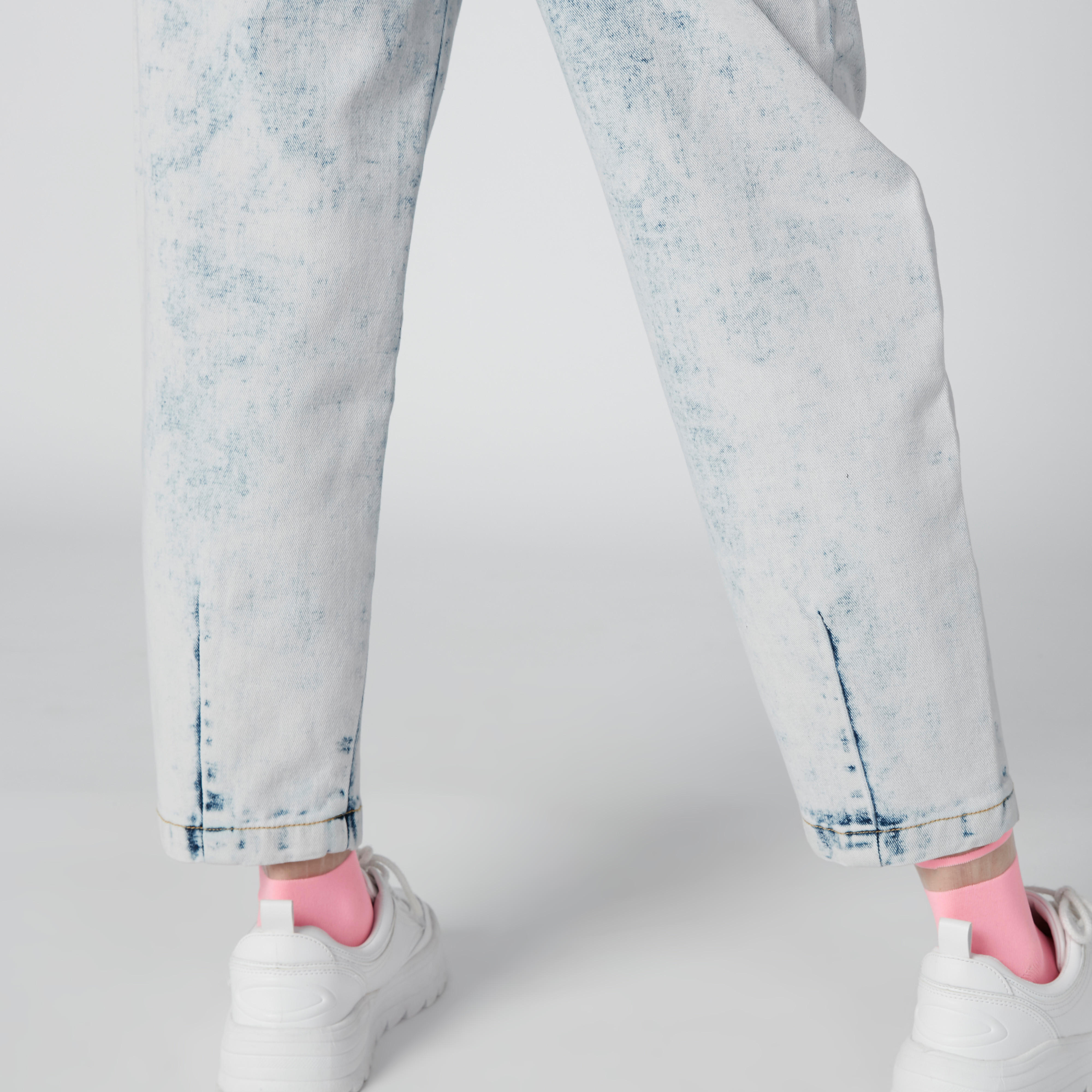 Pocket Detail Mid-Rise Jeans with Drawstring-women-clothing-bottoms-jeans-image-5