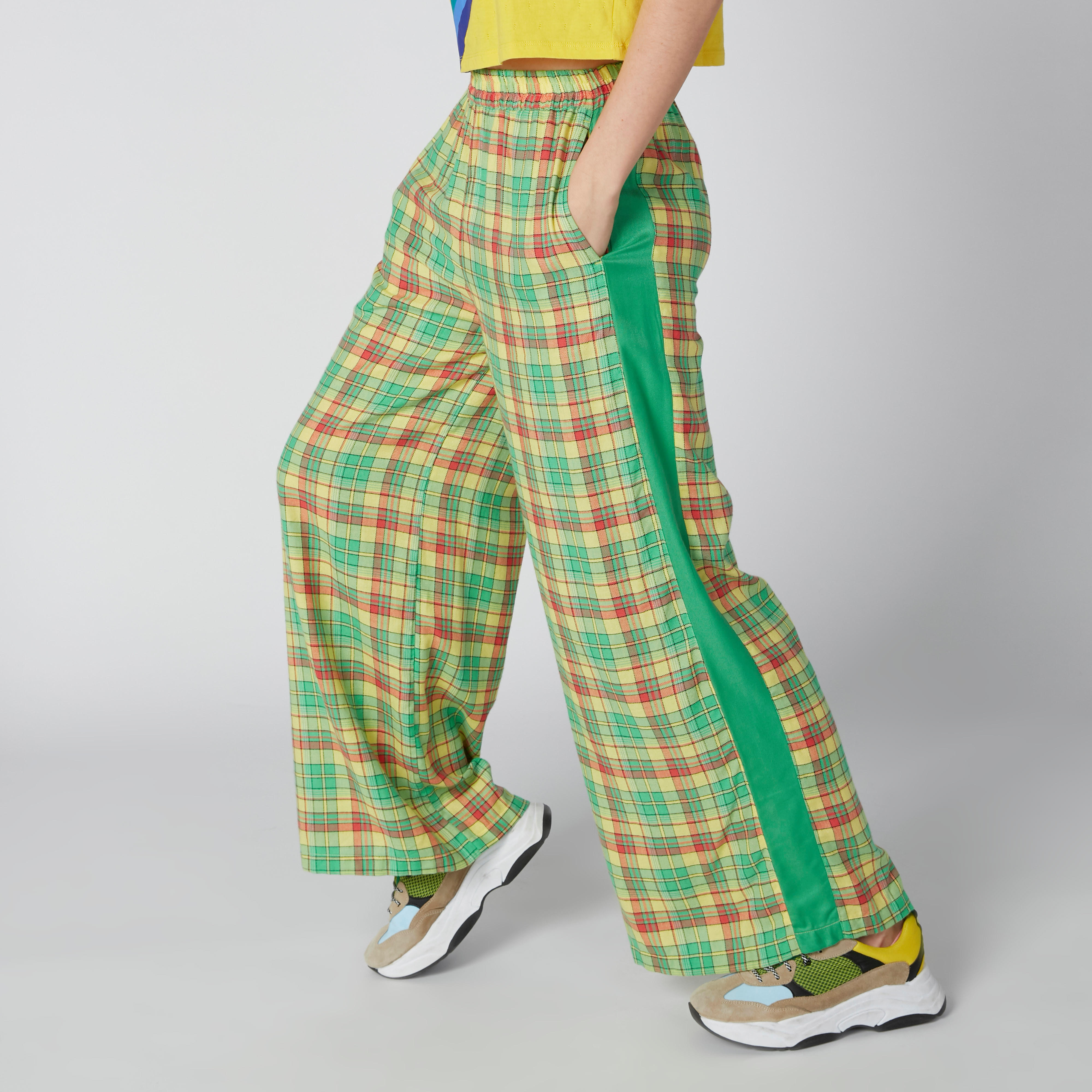 بنطال بالازو كاروهات بقصّة واسعة وخصر متوسط الارتفاع وجيوب-women-clothing-bottoms-trousers-image-1