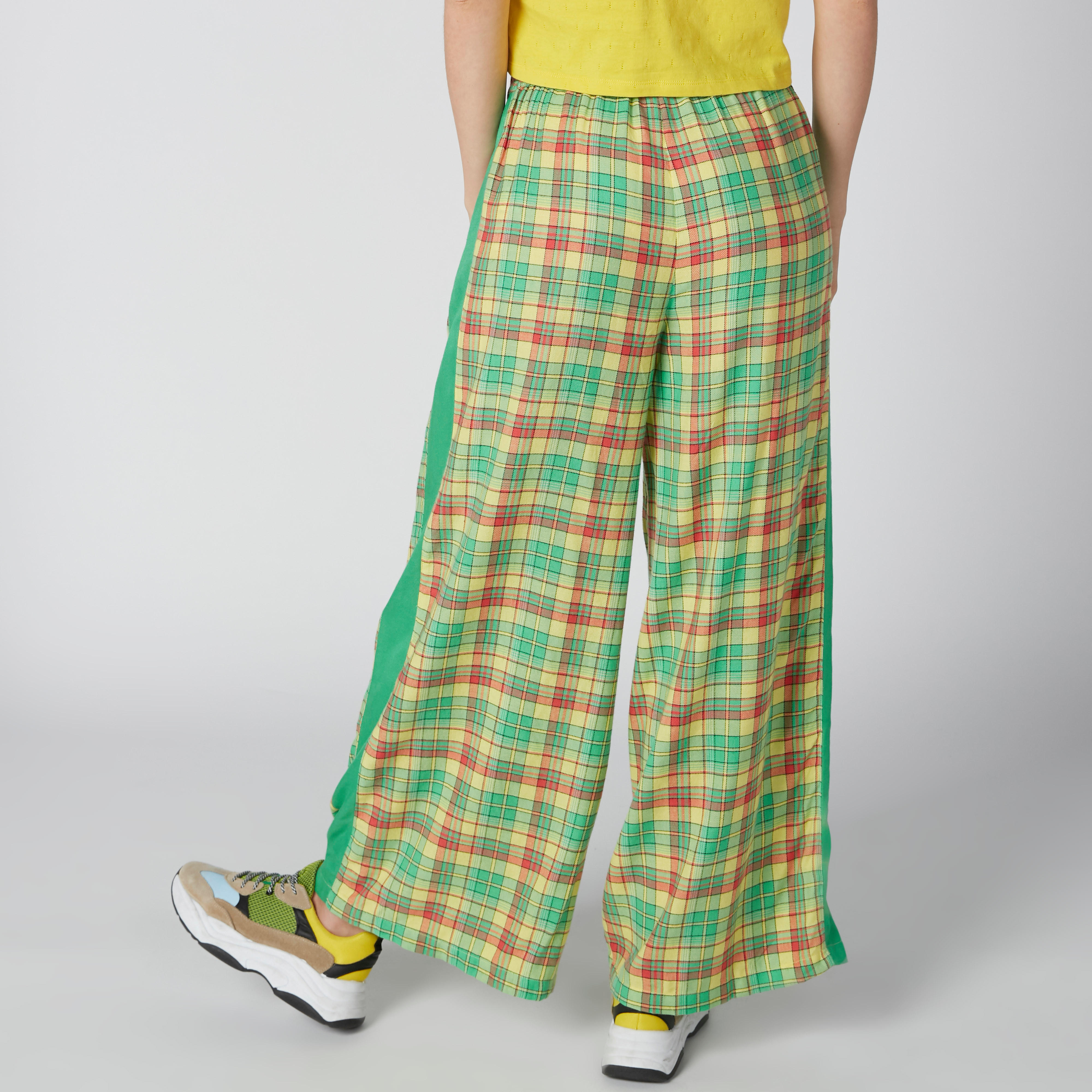 بنطال بالازو كاروهات بقصّة واسعة وخصر متوسط الارتفاع وجيوب-women-clothing-bottoms-trousers-image-2