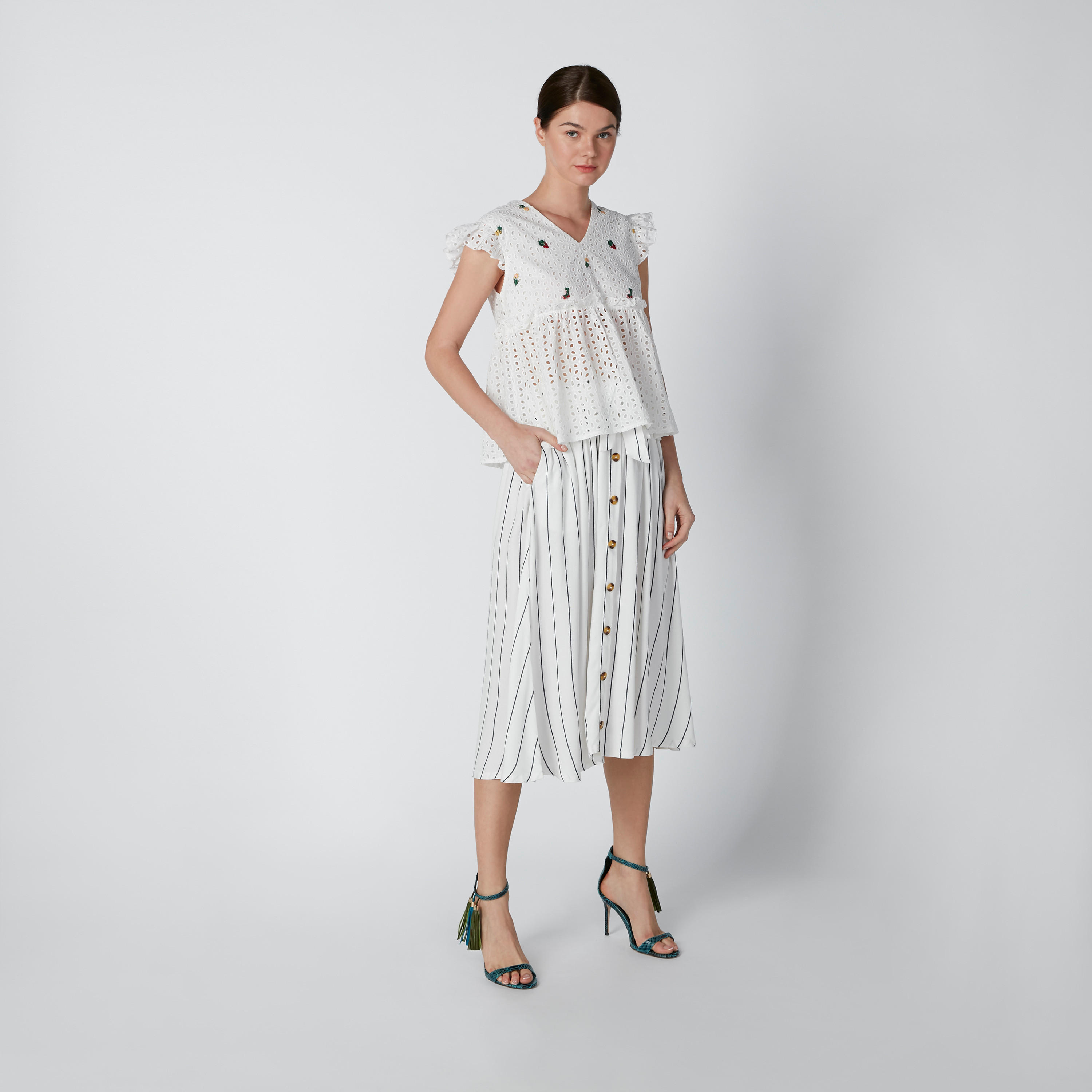 تنورة مقلّمة إيه لاين طويلة بأربطة وأزرار-women-clothing-bottoms-skirts-image-1