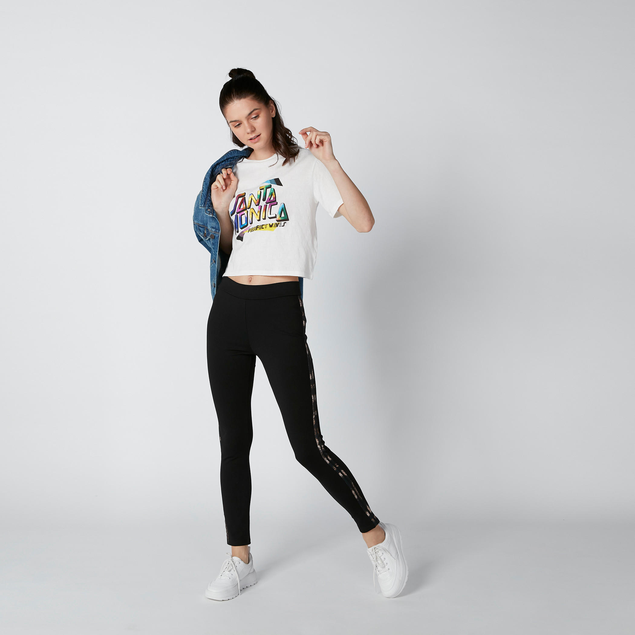بنطال ليقنز بقصّة واسعة وشريطة-women-clothing-bottoms-leggings-image-1